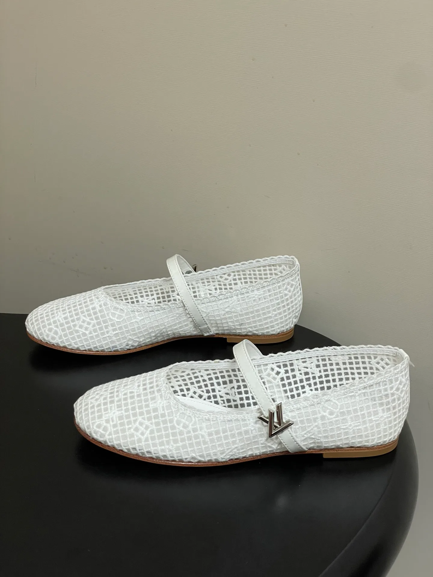 Балетки Женские Louis Vuitton 13332570