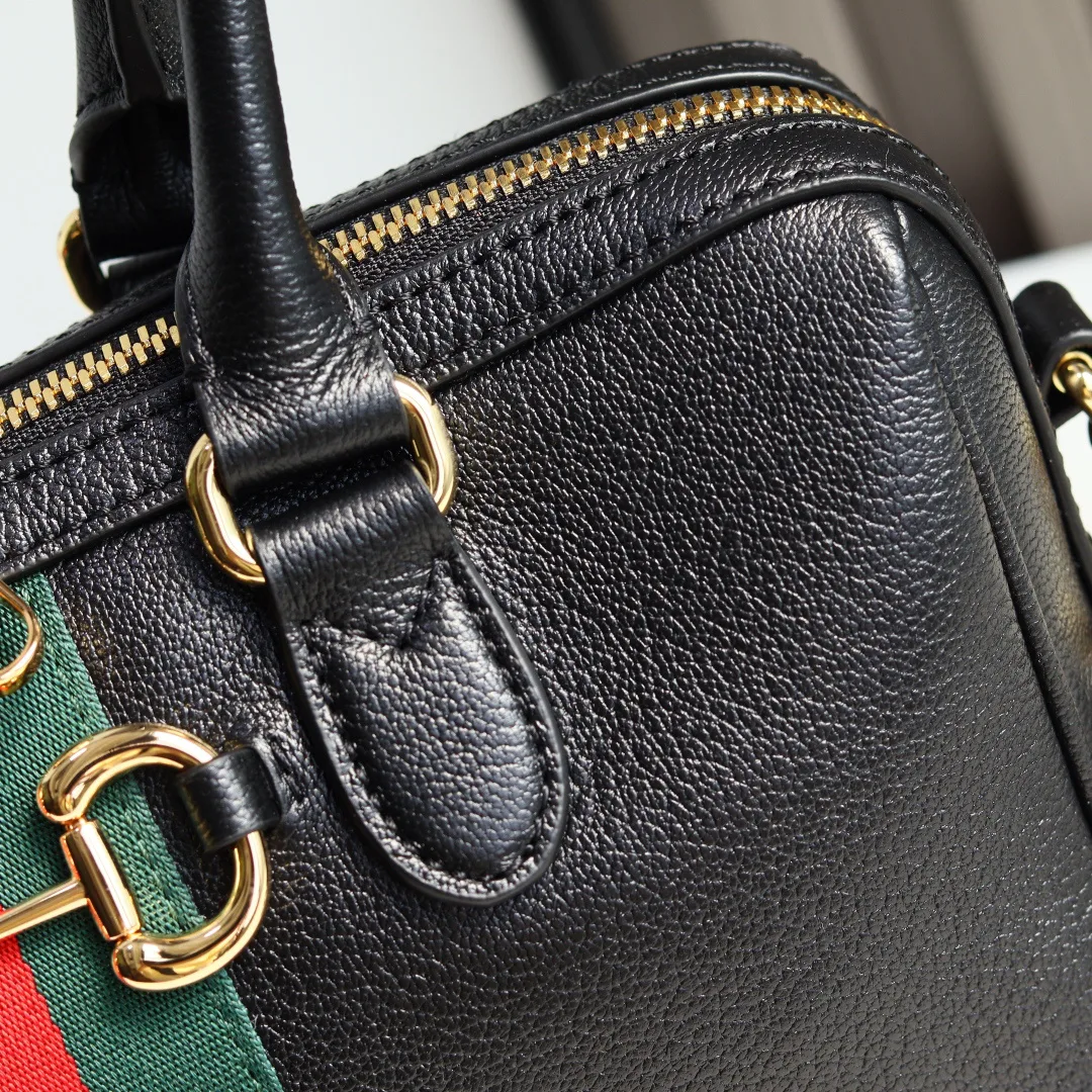 Классические Сумки Женские Gucci 13561415