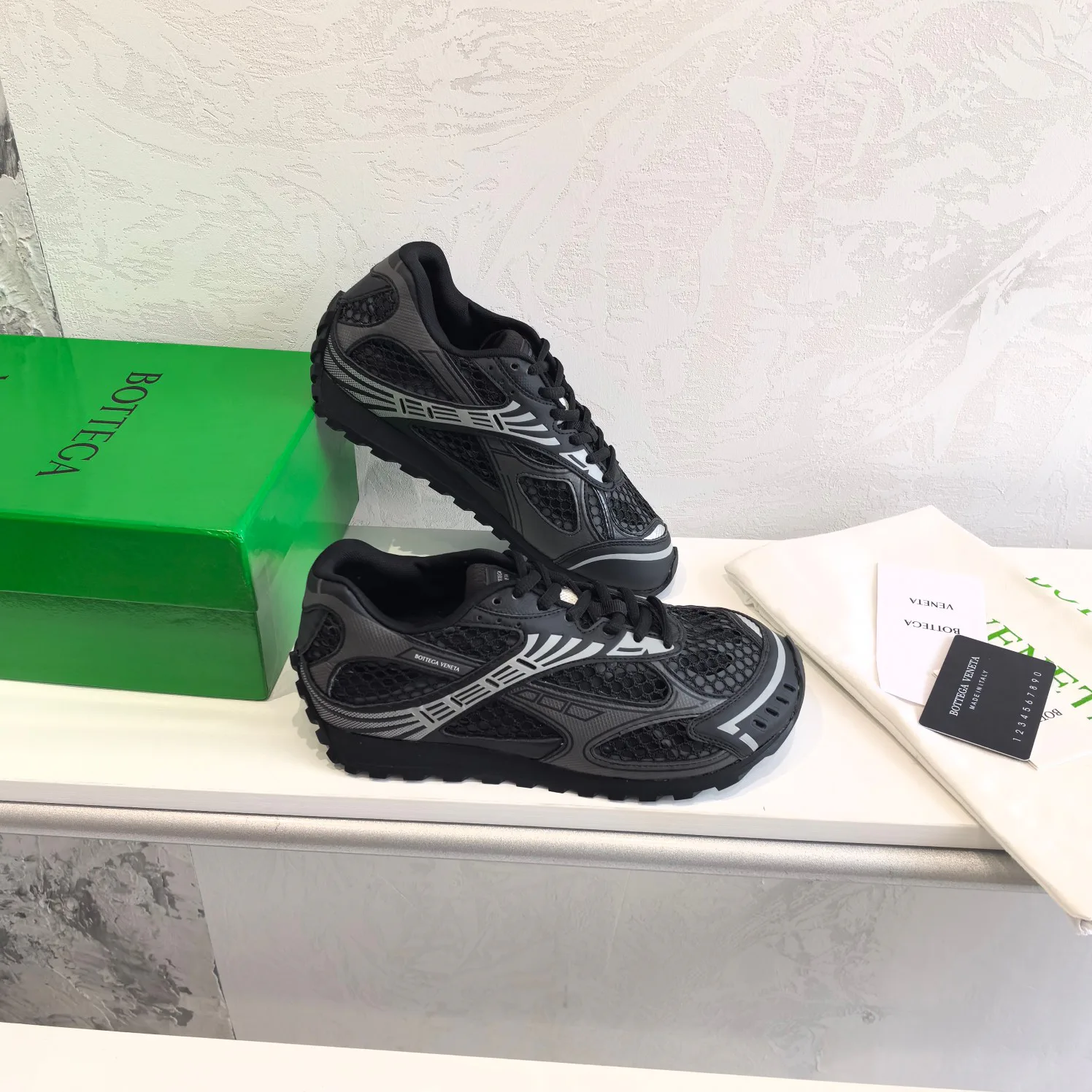 Кроссовки Женские Bottega Veneta 11677124