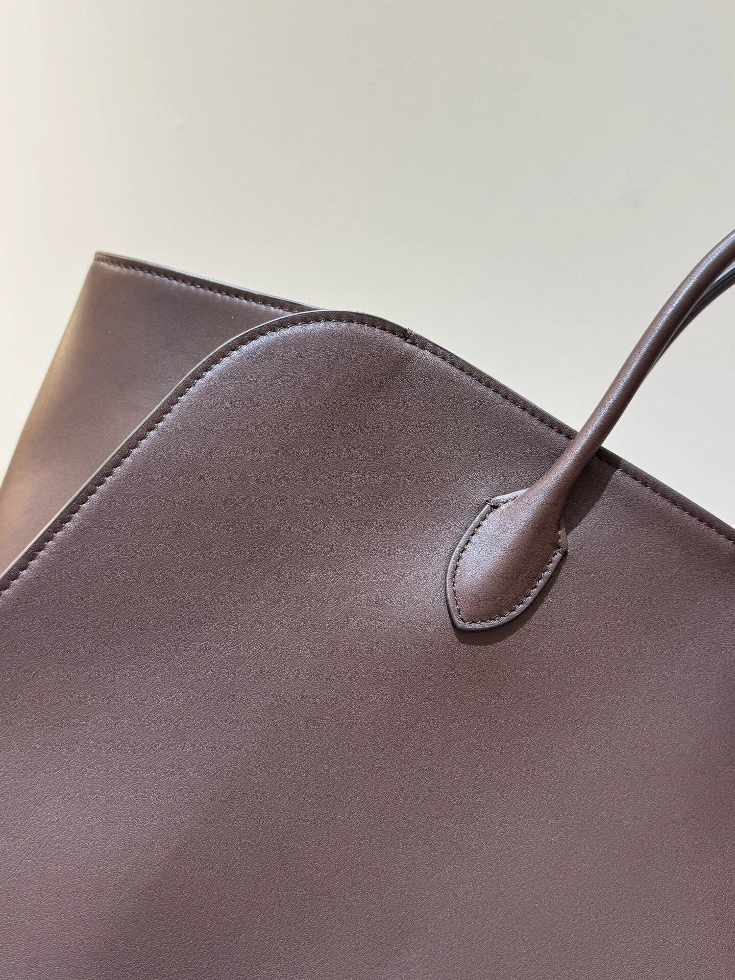 Классические Сумки Женские Marni 11642744