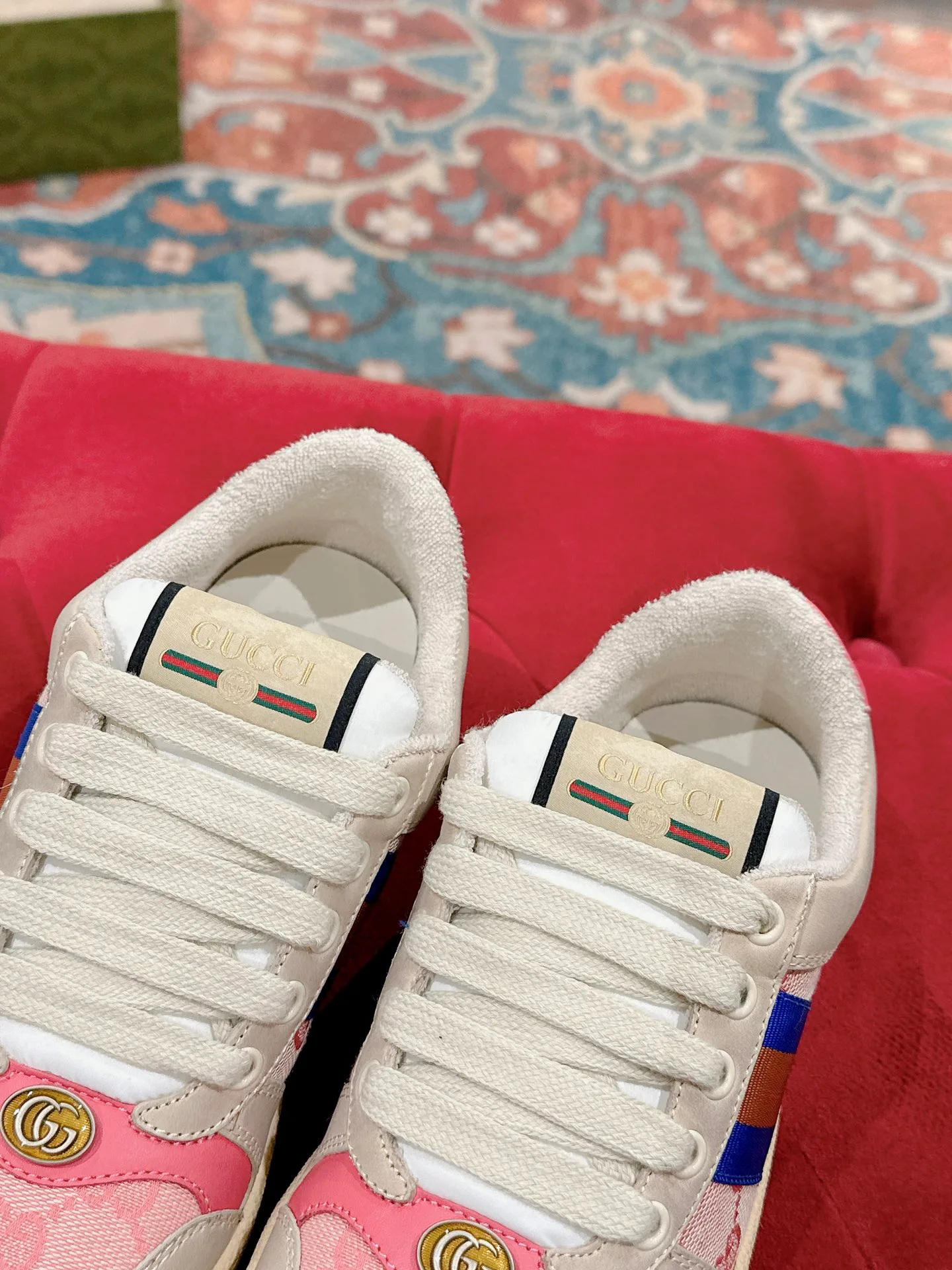Кроссовки Женские Gucci 17956709