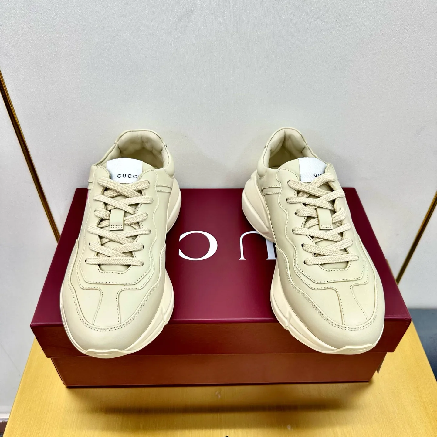 Кроссовки Женские Gucci 4931991