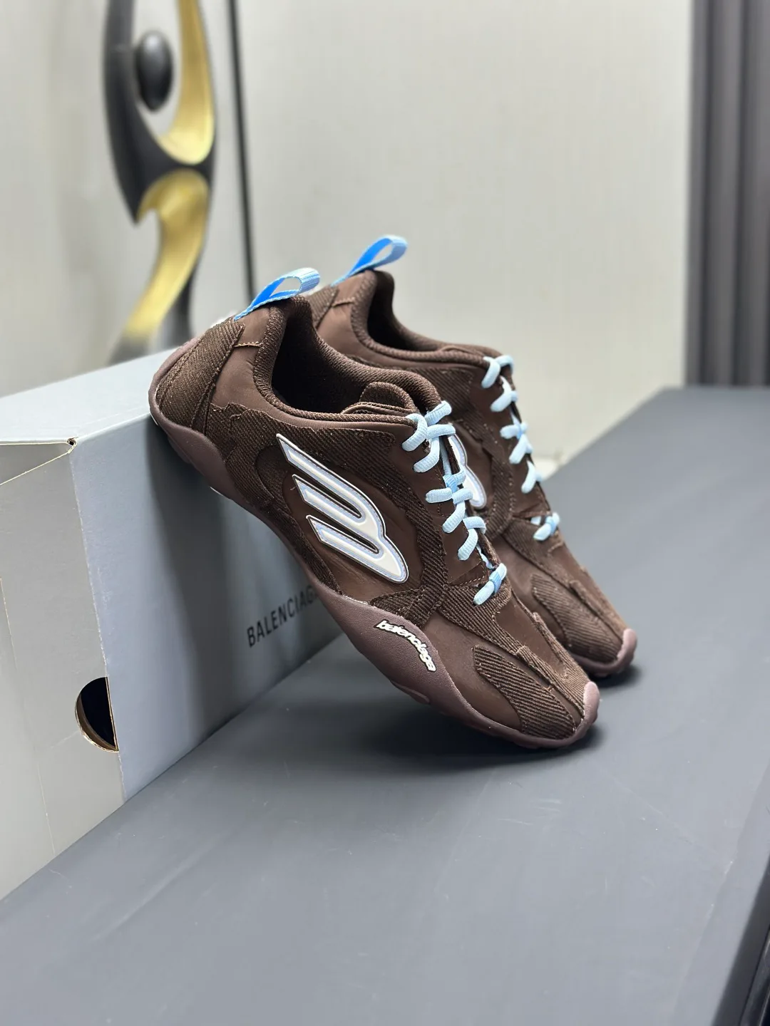 Кроссовки Женские Balenciaga 4705670