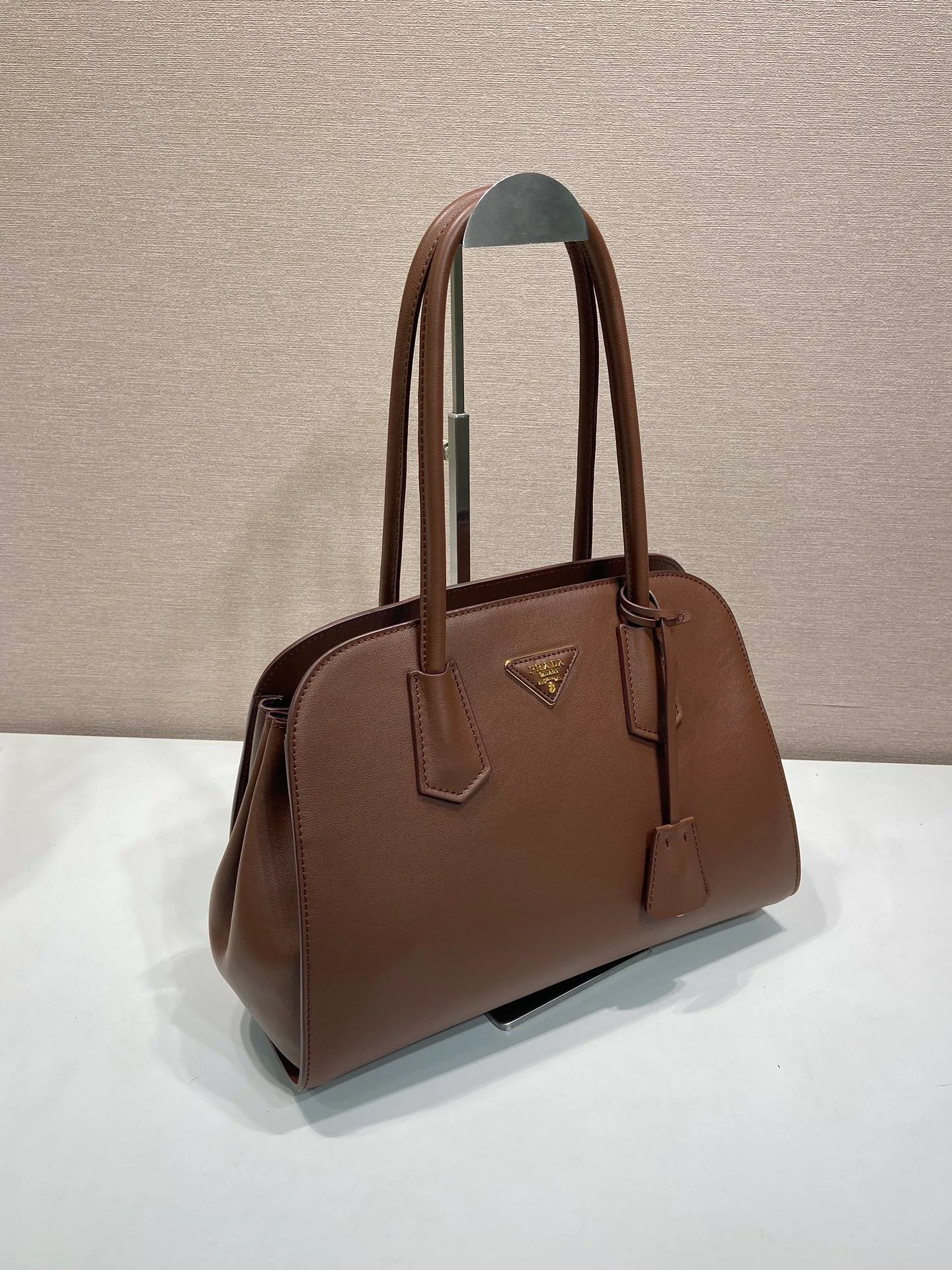 Классические Сумки Женские Prada 6475448