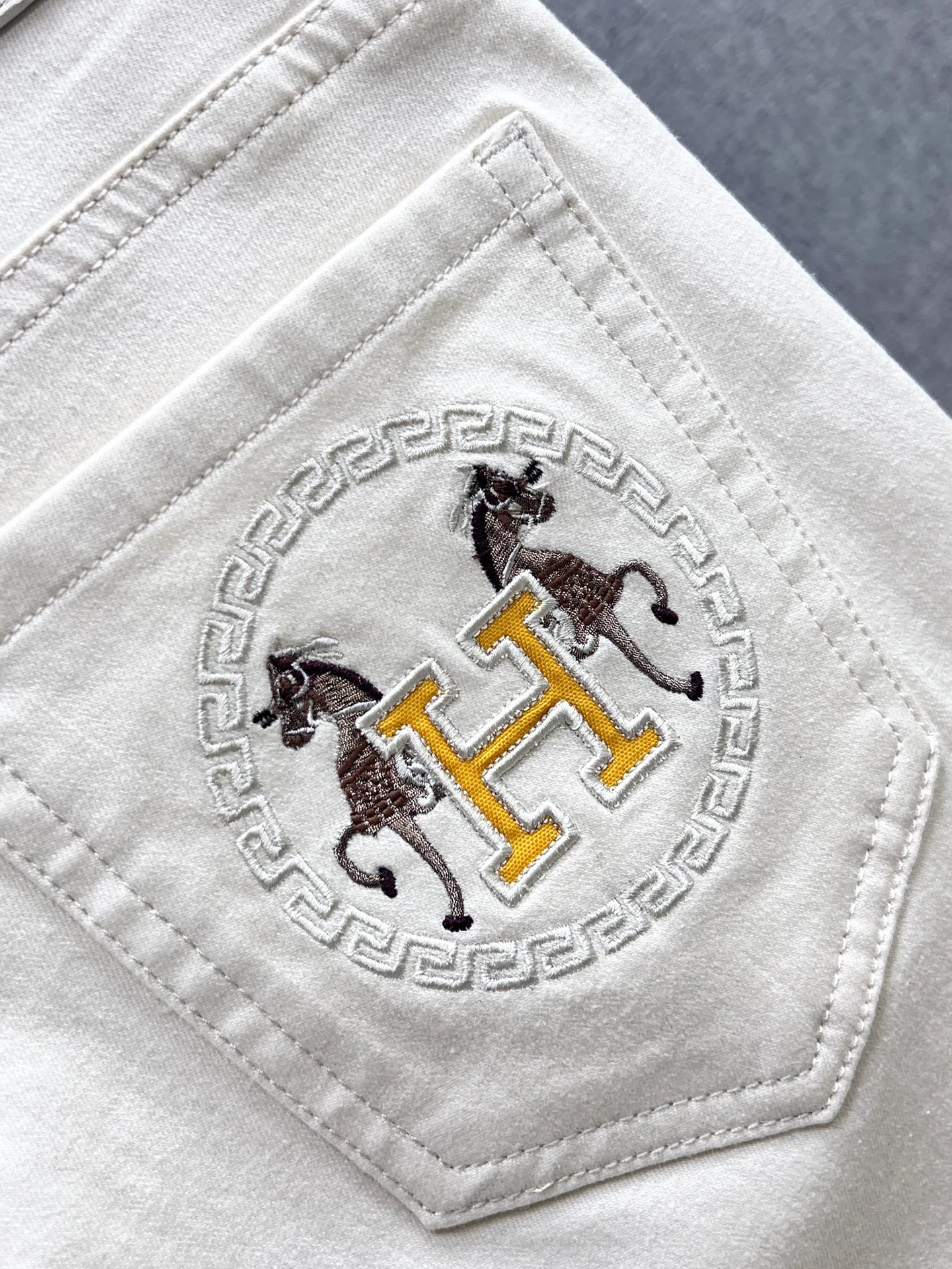Джинсы Мужские Hermes 18097845