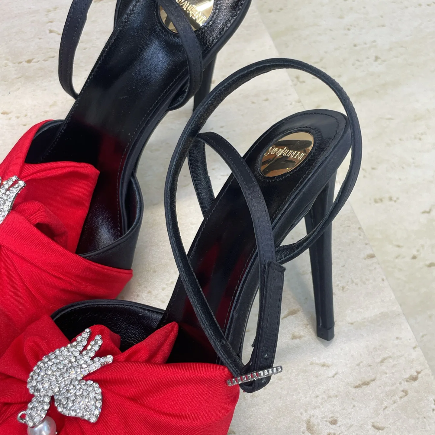 Босоножки Женские Saint Laurent 3009075