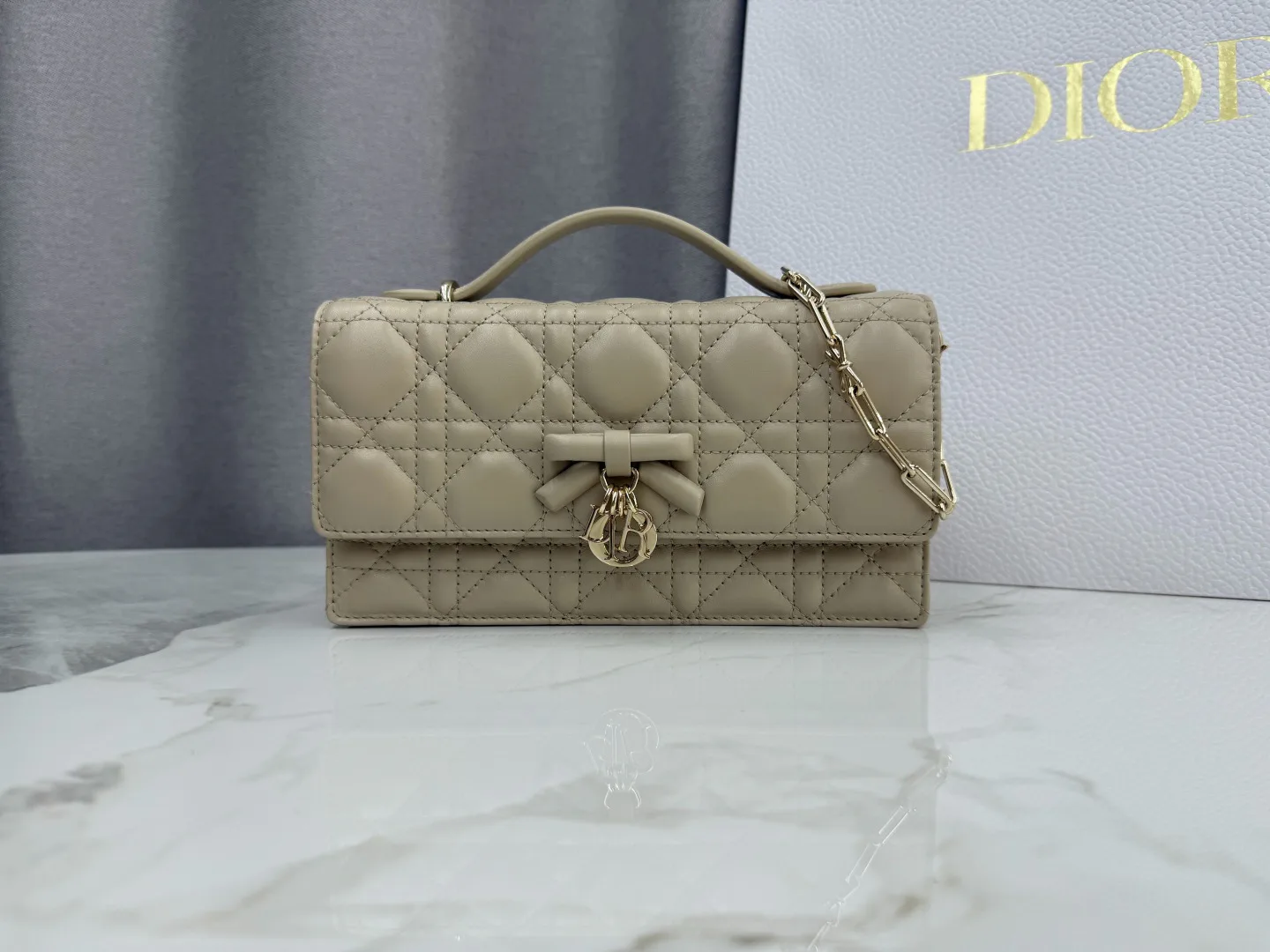 Классические Сумки Женские Christian Dior 18116375