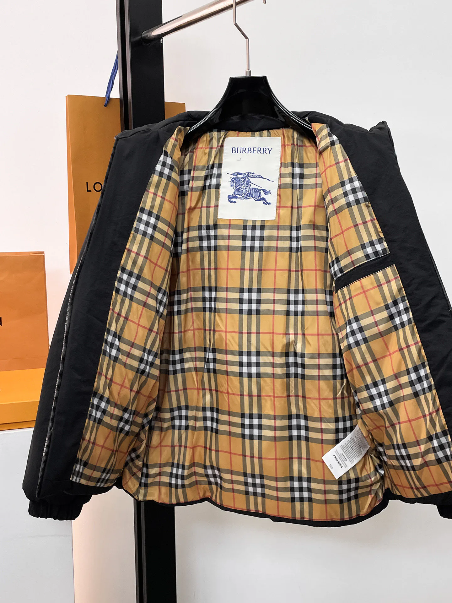 Куртки И Пуховики Мужские Burberry 3887607