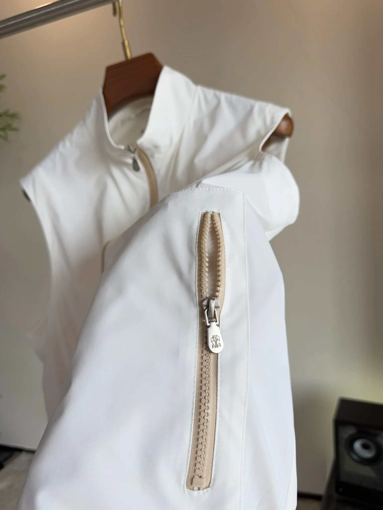 Жилеты Мужские Brunello Cucinelli 11480046