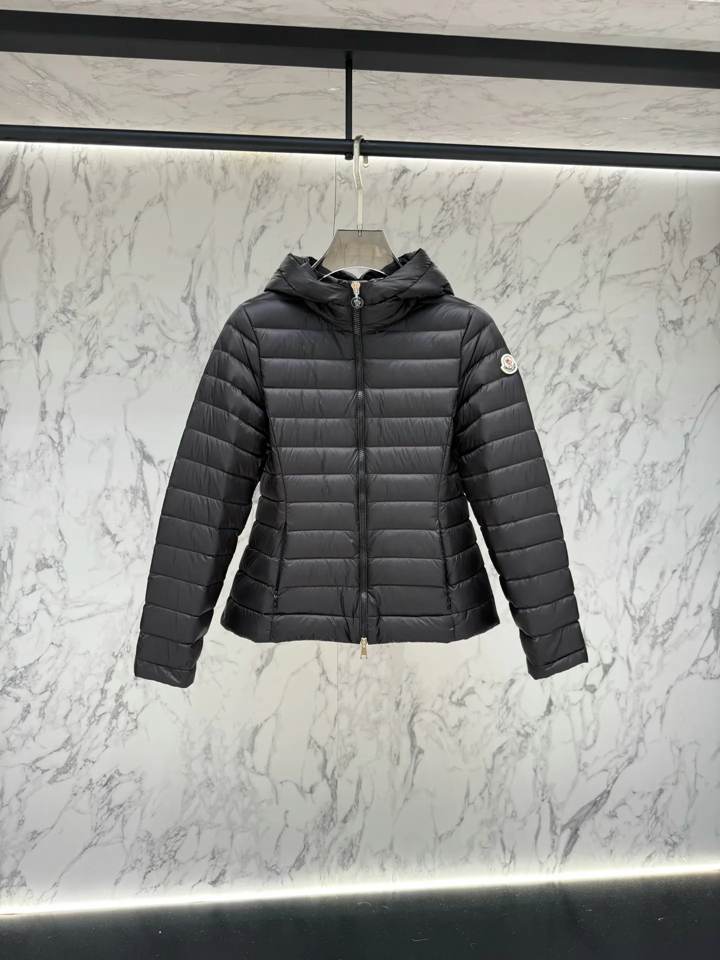 Куртки И Пуховики Женские Moncler 19426828