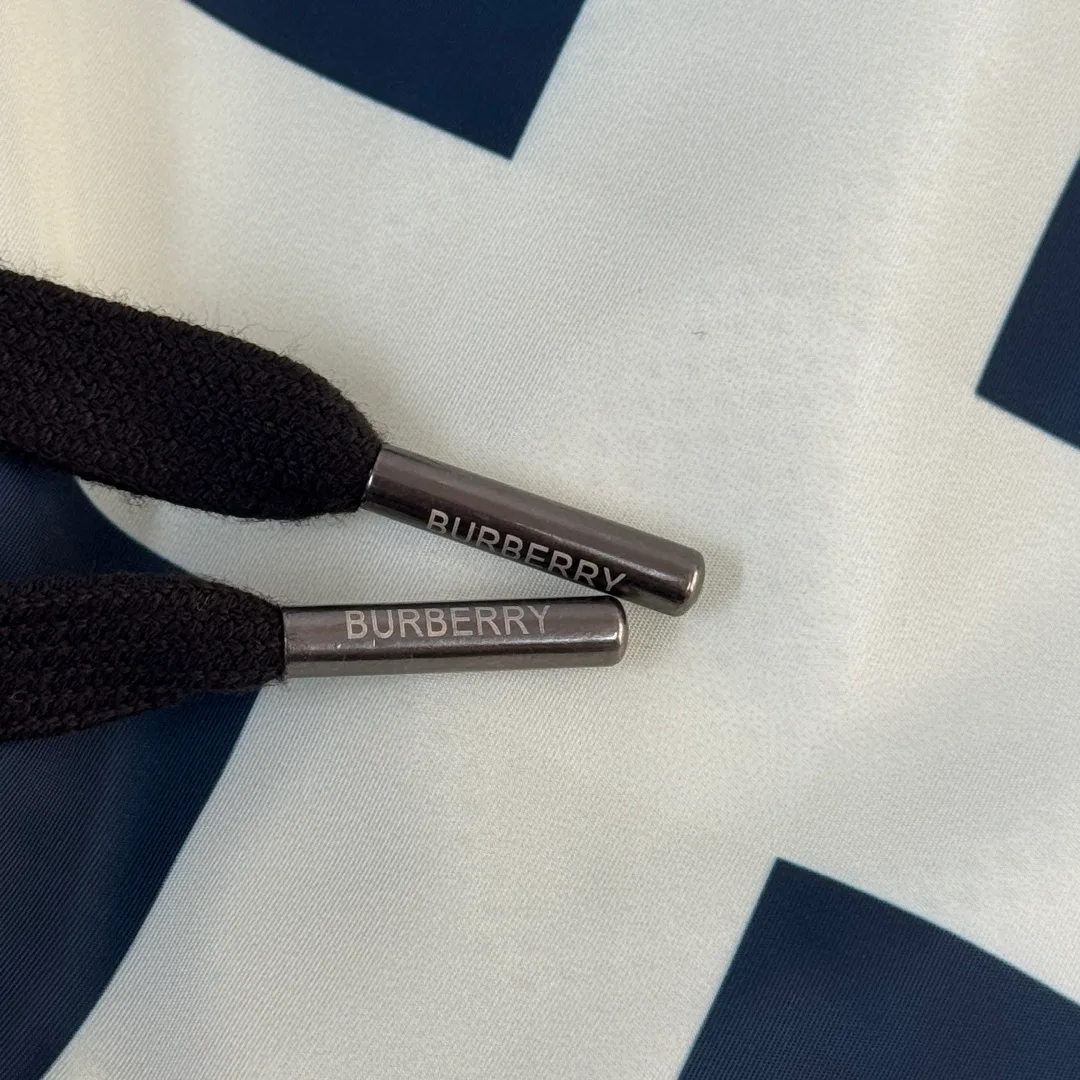 Шорты Мужские Burberry 11667999