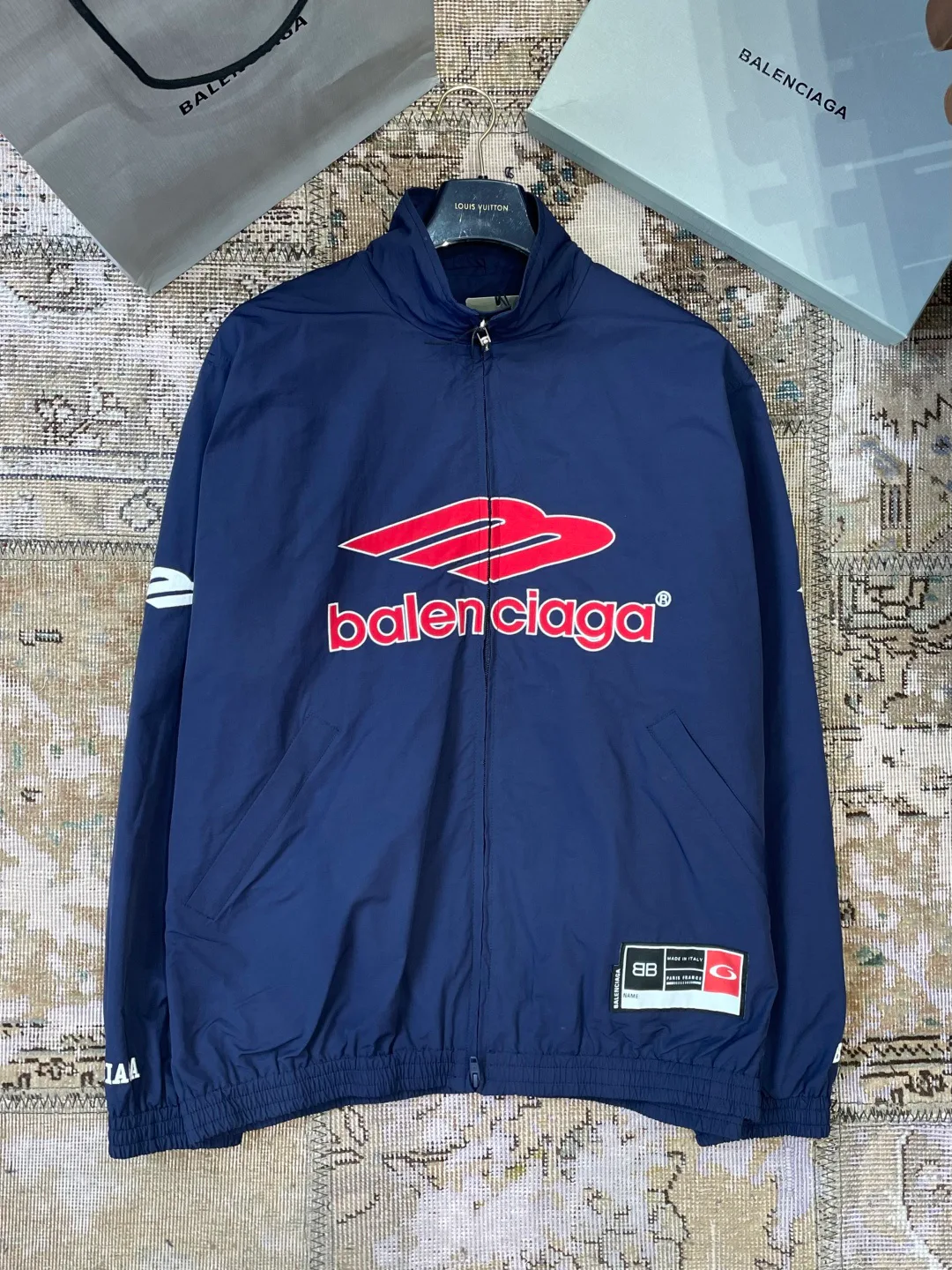 Куртки И Пуховики Мужские Balenciaga 10216574