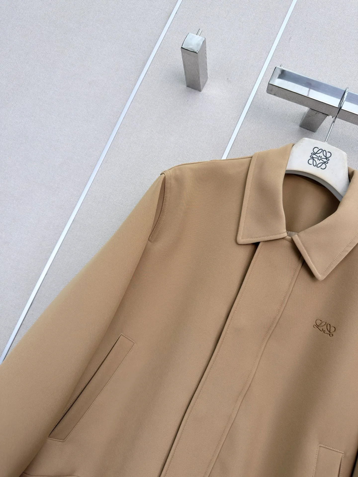Куртки И Пуховики Женские Loewe 18498361