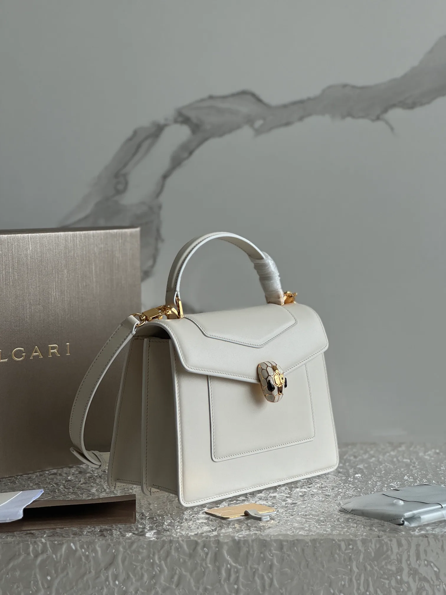 Классические Сумки Женские Bvlgari 5080608