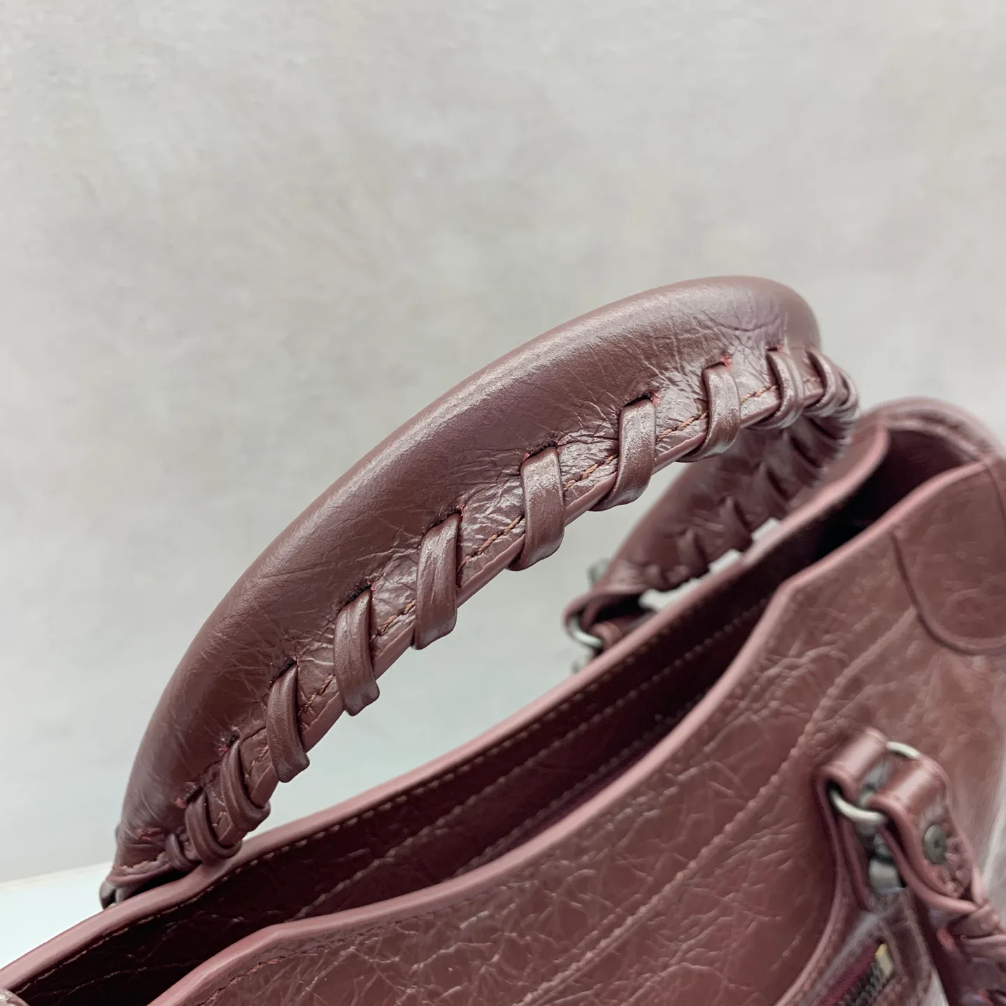 Классические Сумки Женские Balenciaga 18136158