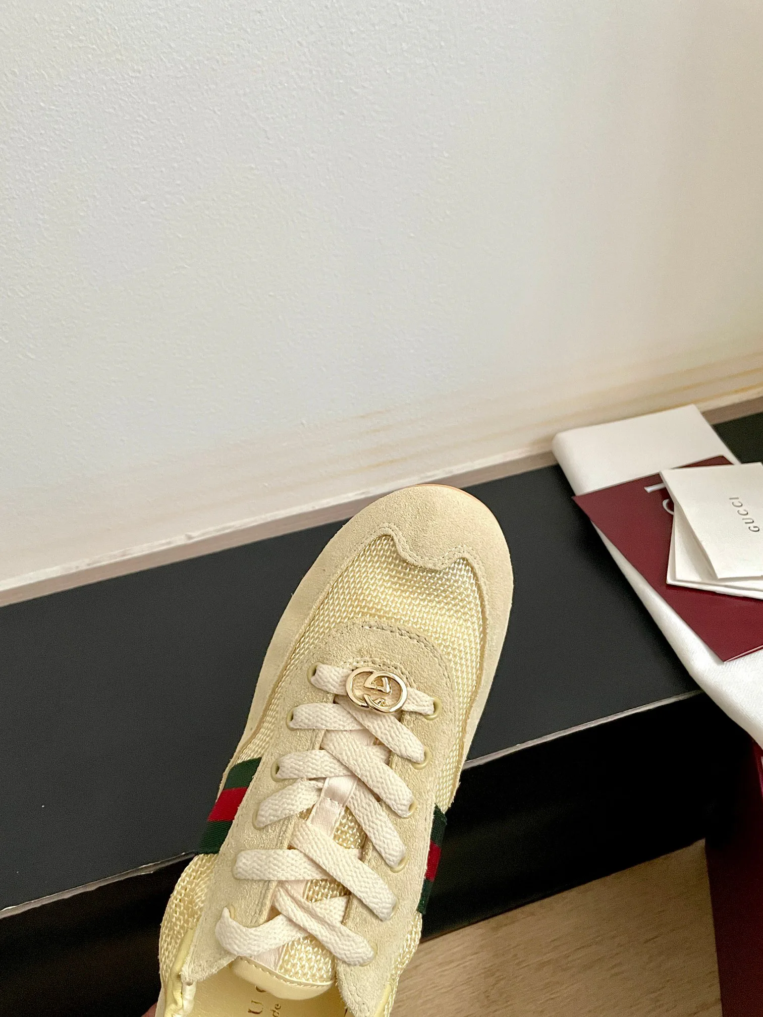 Кроссовки Женские Gucci 941866