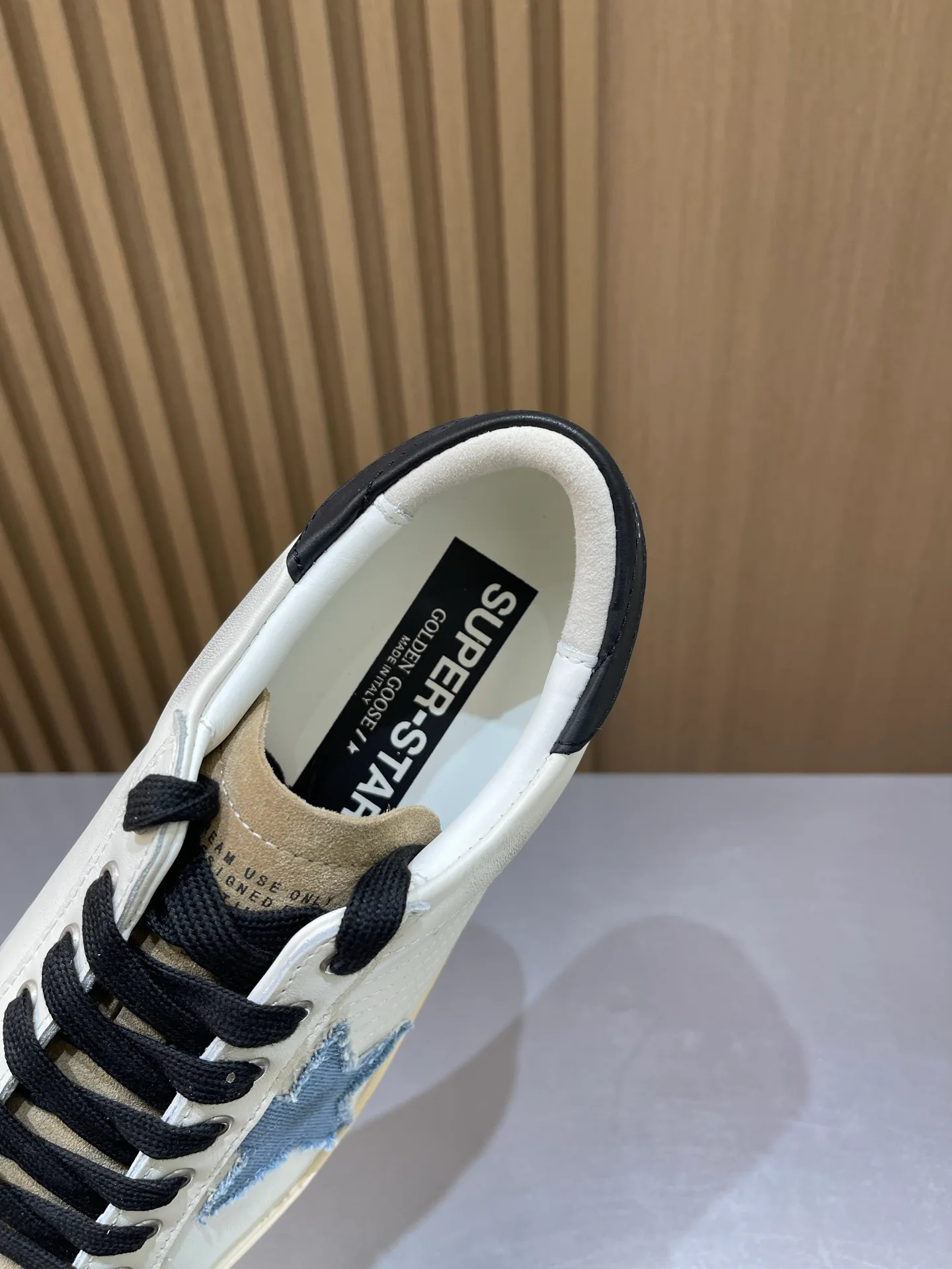 Кроссовки Женские Golden Goose 19466445