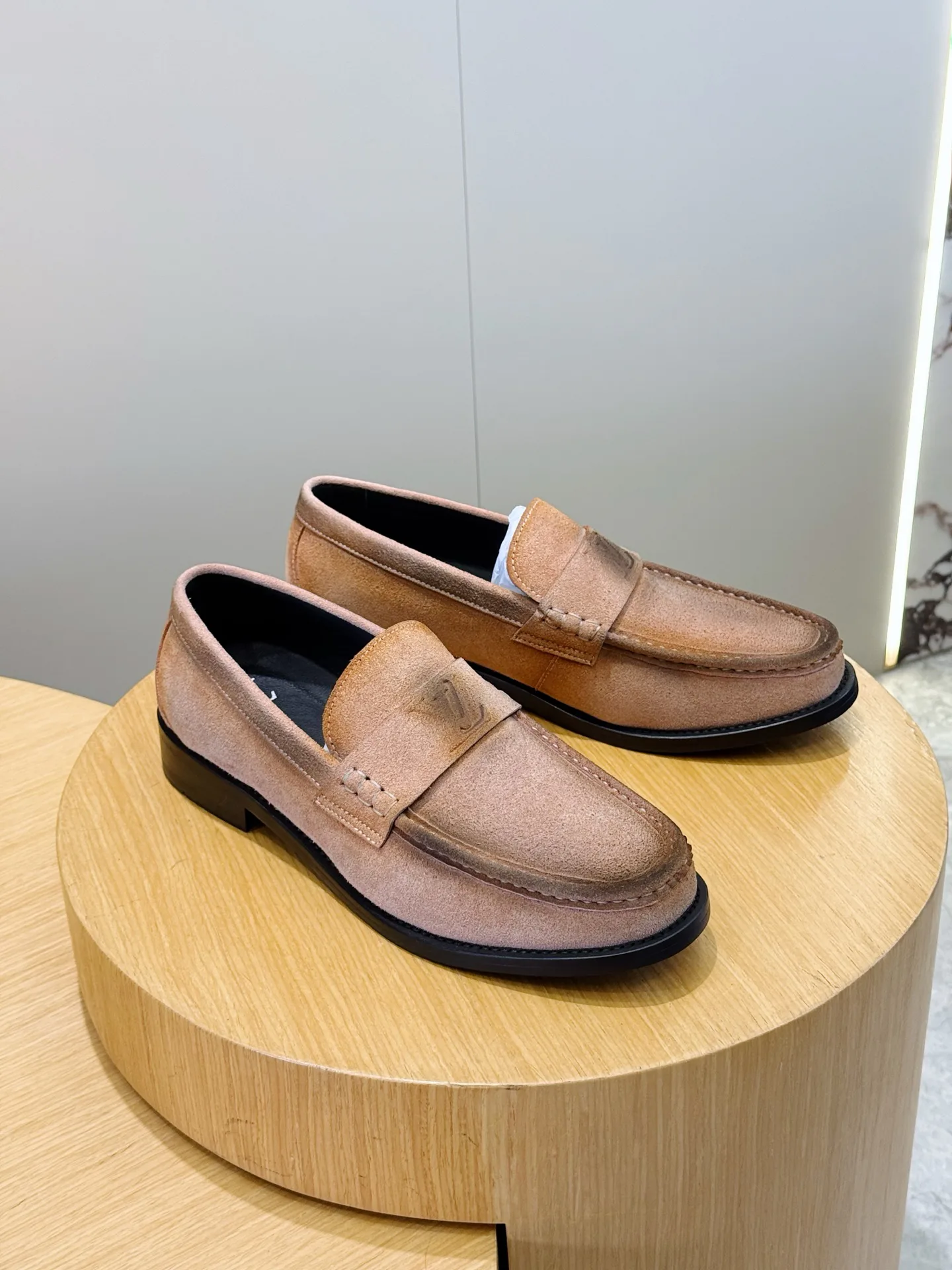 Лоферы И Туфли Мужские Louis Vuitton 18247430