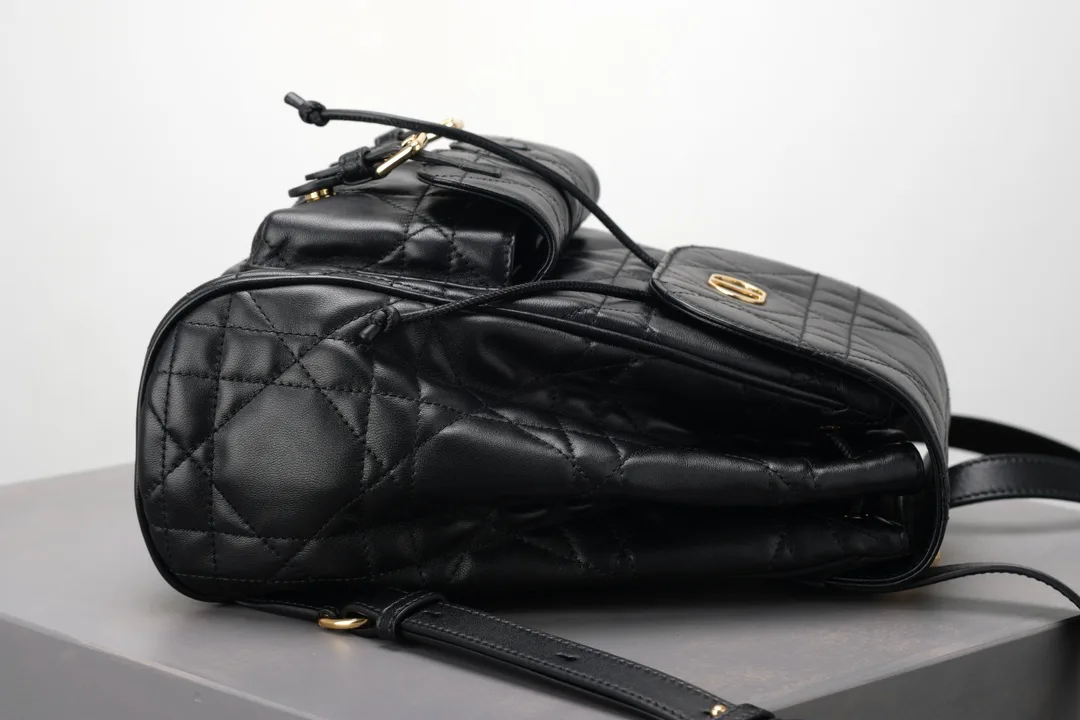 Классические Сумки Женские Christian Dior 11564953