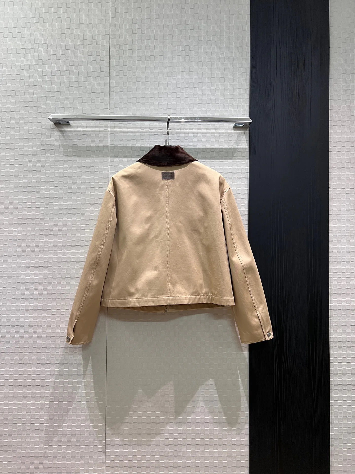 Куртки И Пуховики Женские Loewe 18969073