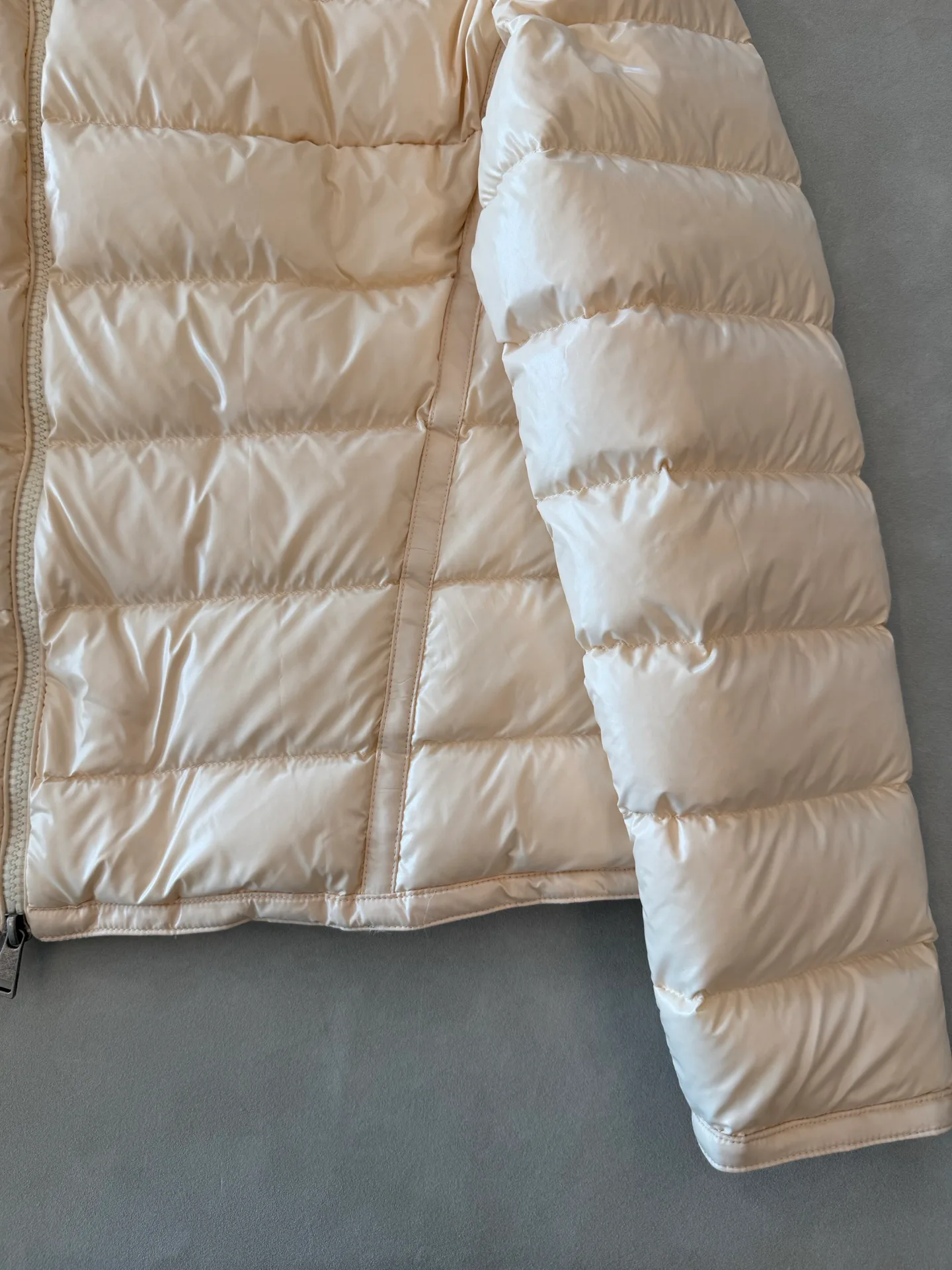 Куртки И Пуховики Женские Moncler 18829691