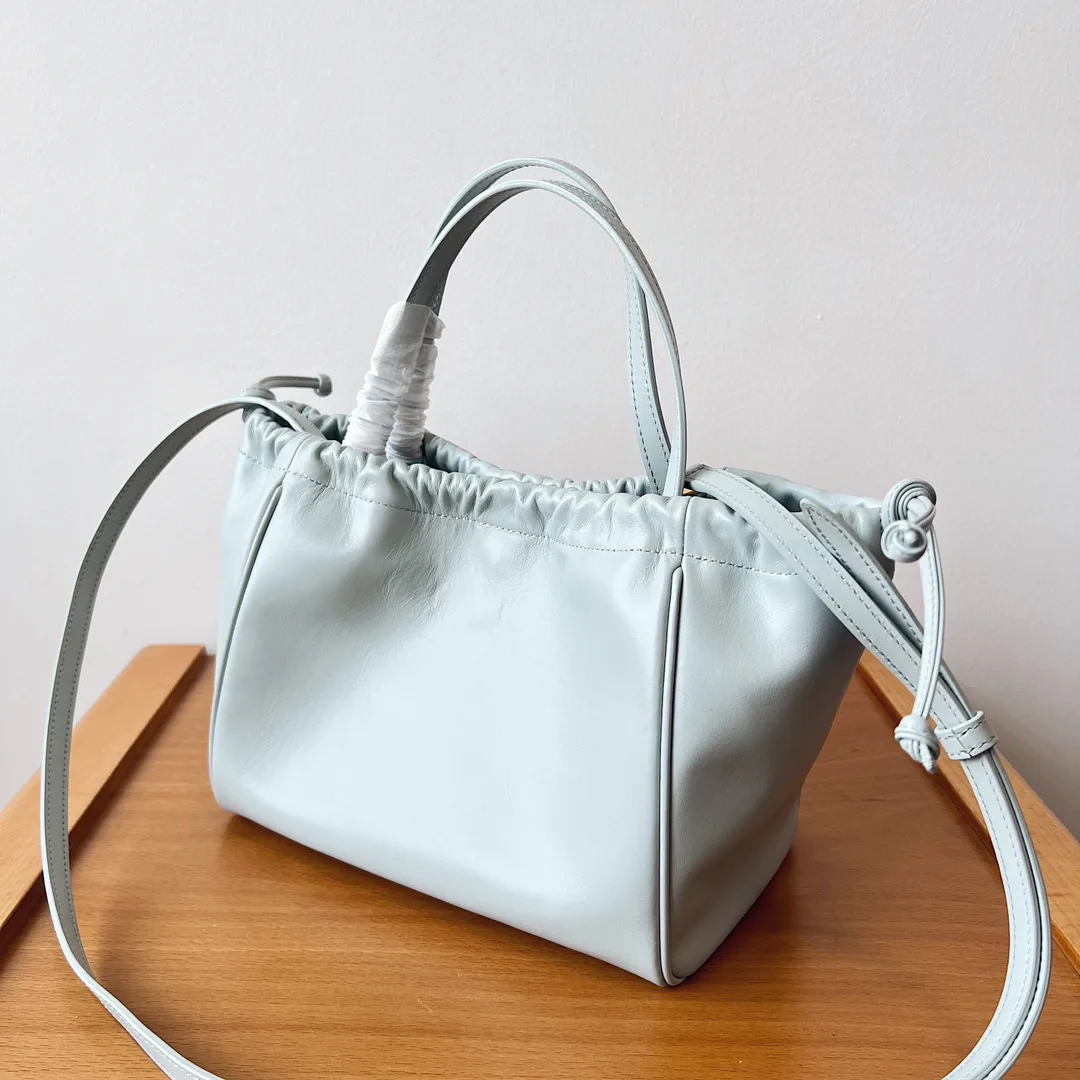 Классические Сумки Женские Celine 11692427