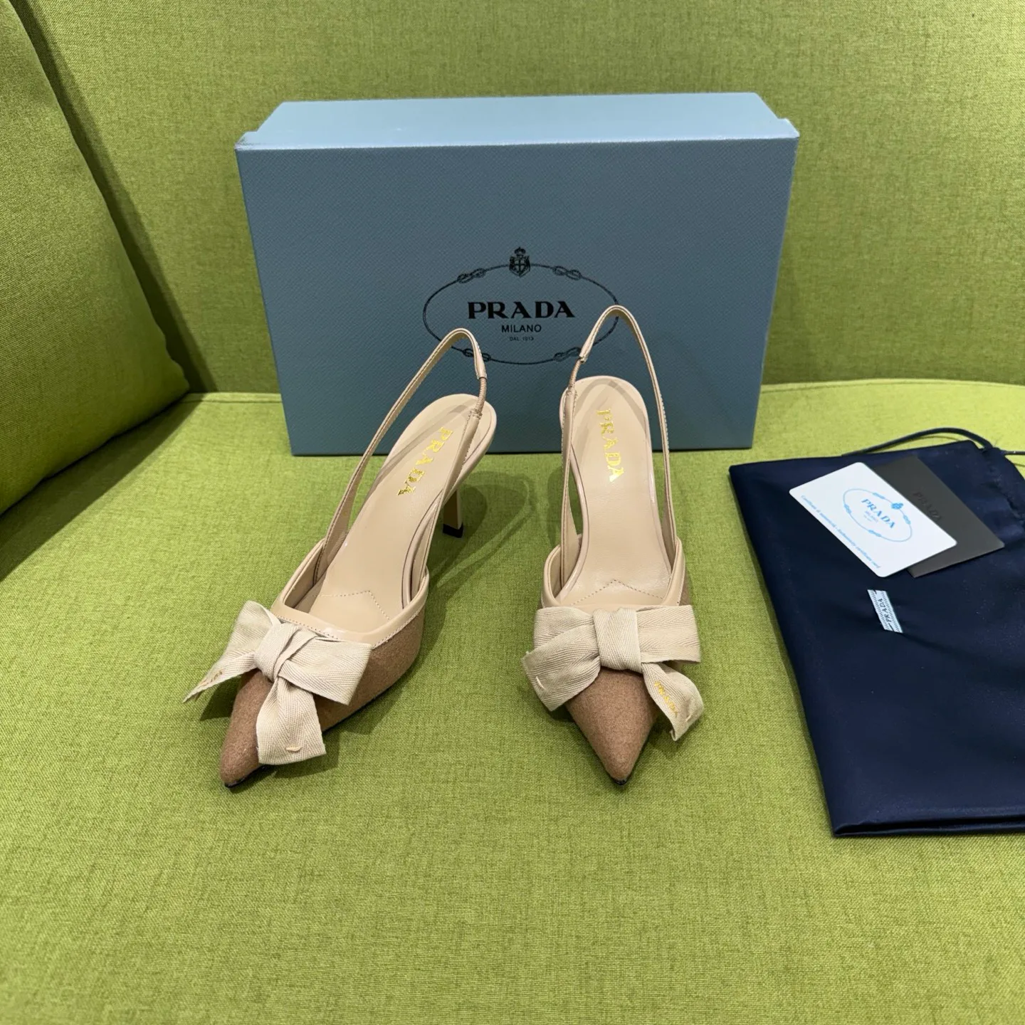 Туфли Женские Prada 18709011