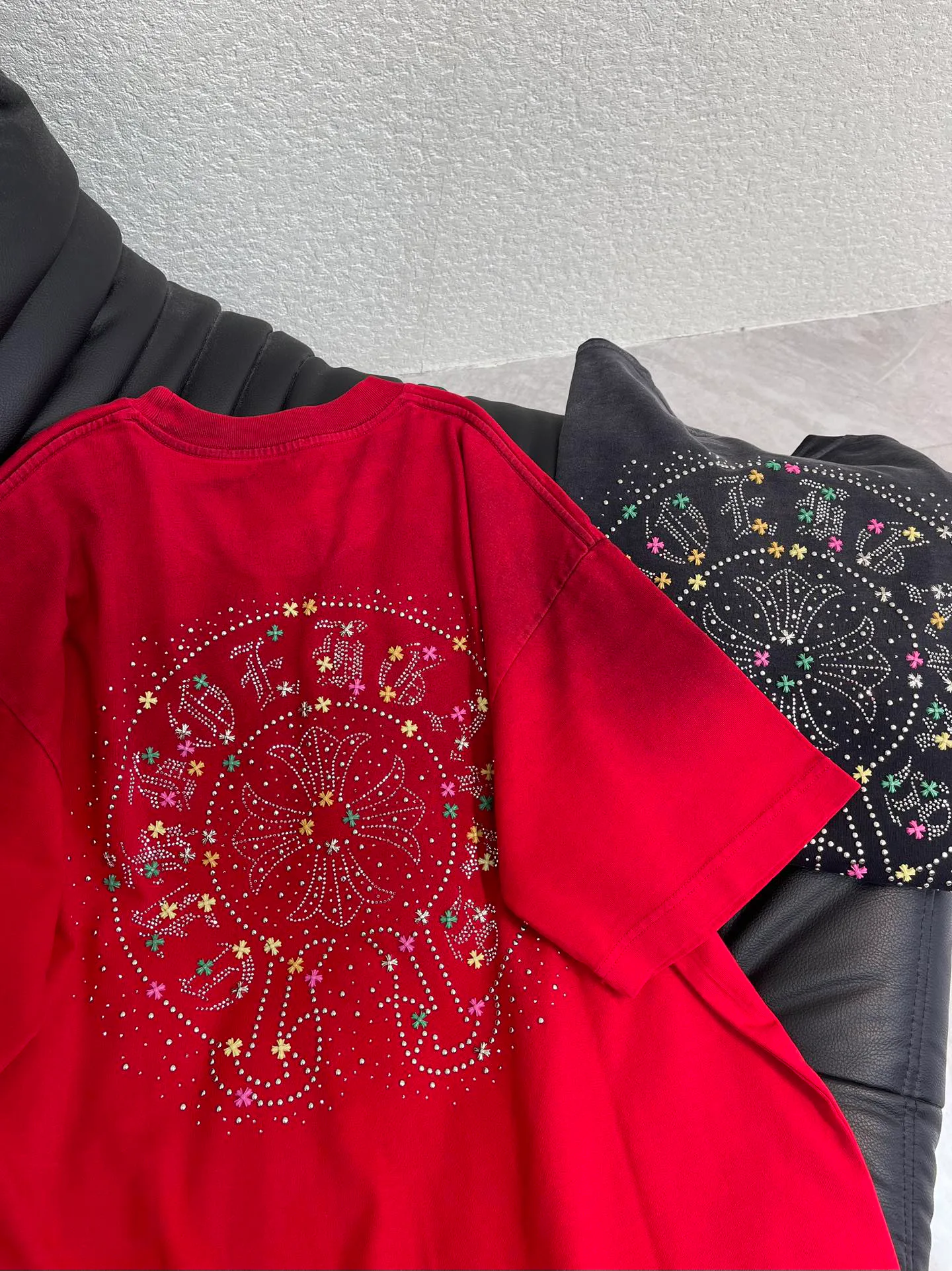 Футболки Женские Chrome Hearts 11569432