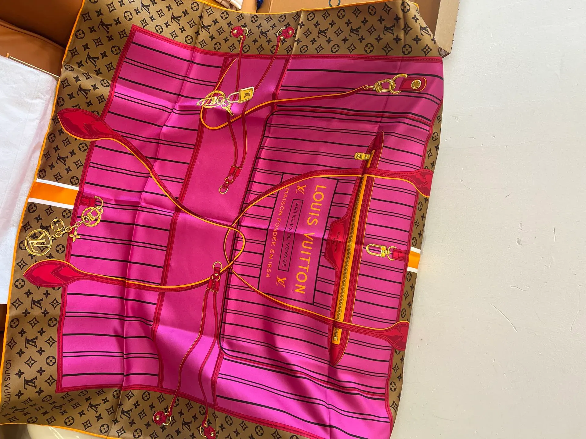 Платки Louis Vuitton 1752126