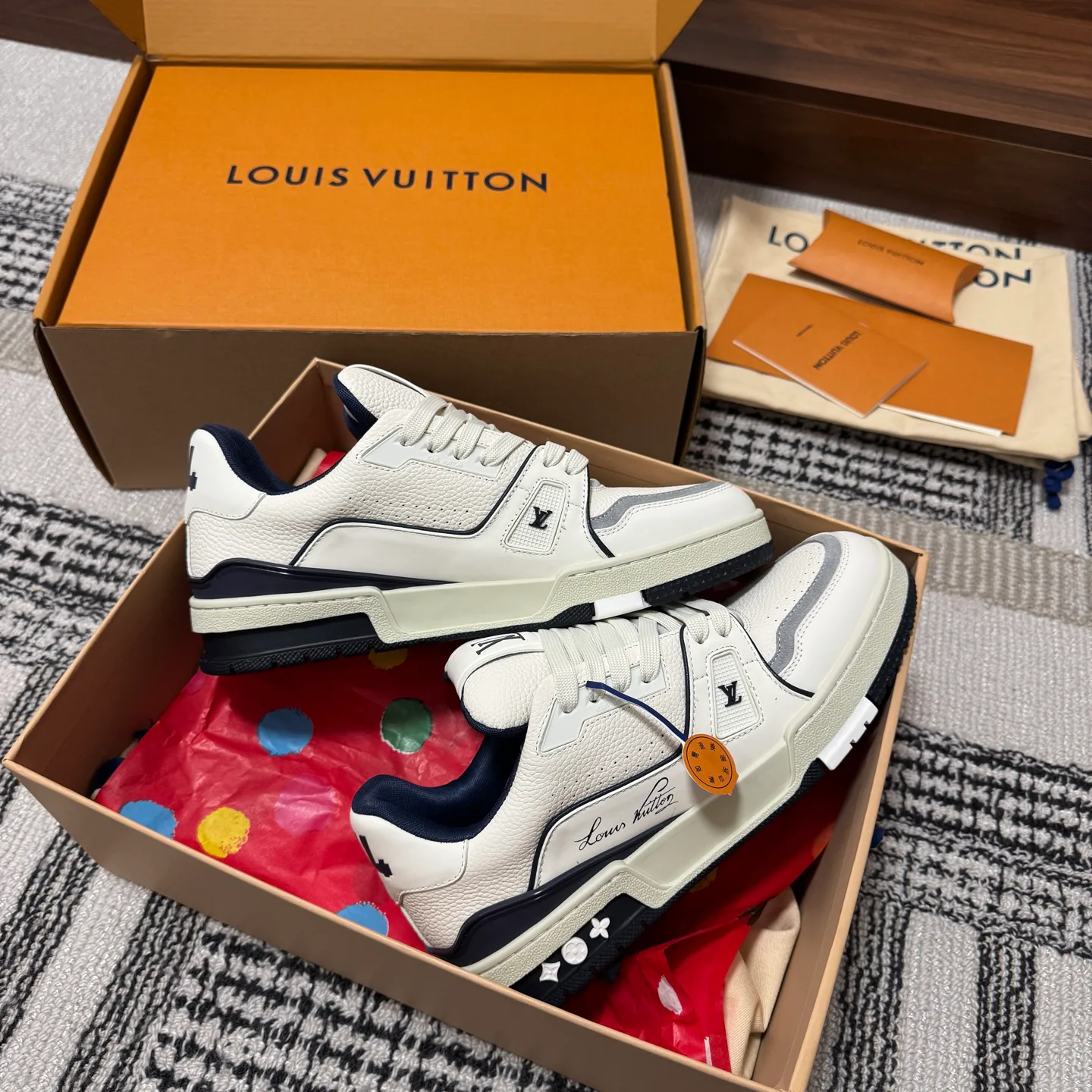 Кроссовки Женские Louis Vuitton 1546783