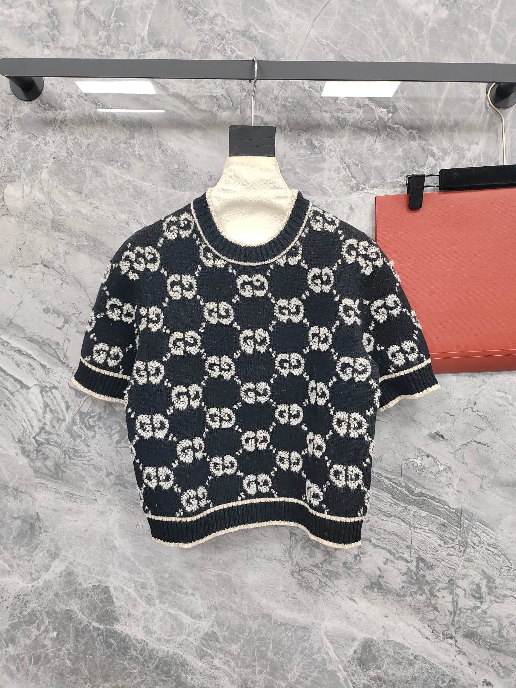 Джемперы И Свитеры Женские Gucci 18743573