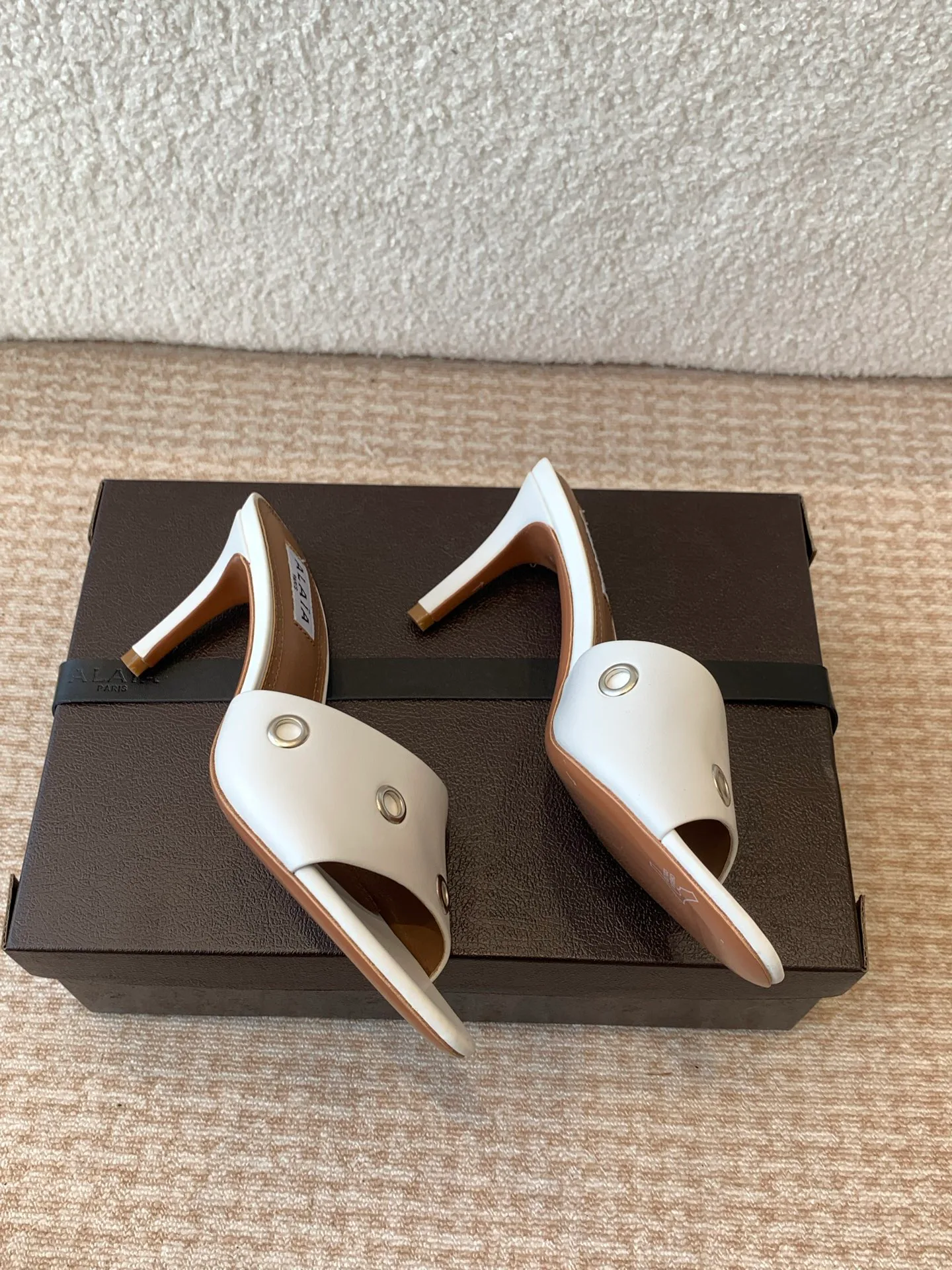 Босоножки Женские Alaia 24907