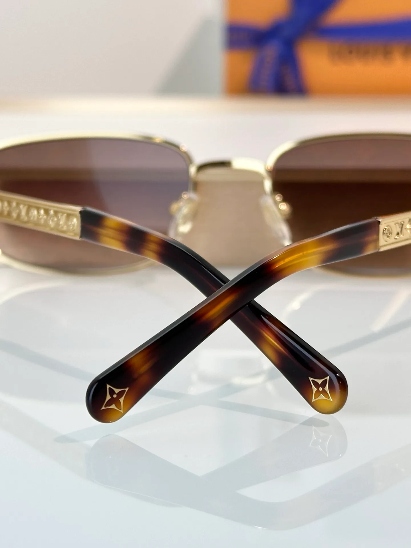 Очки Louis Vuitton 11389107