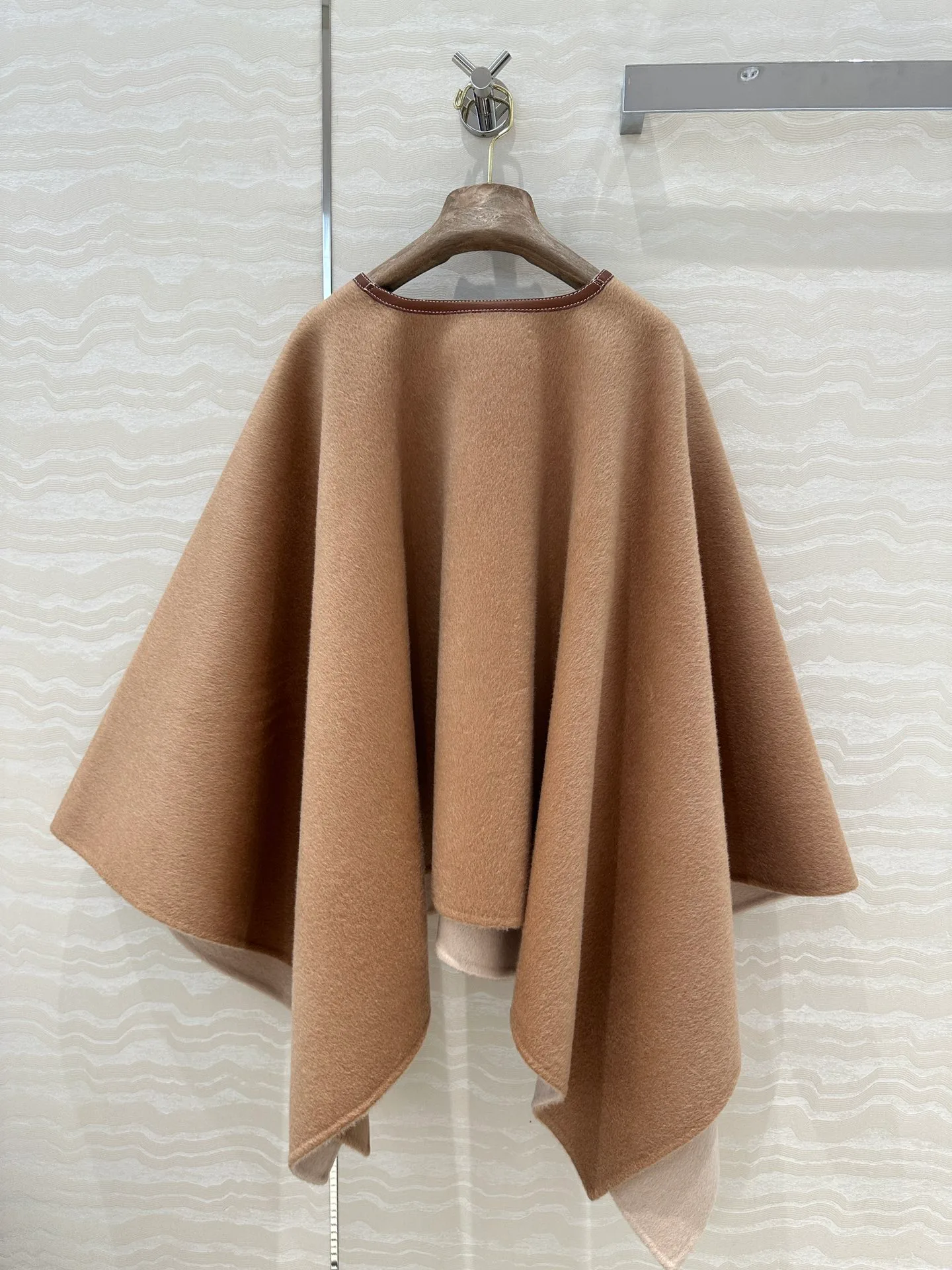 Пальто Женские Loro Piana 18605774