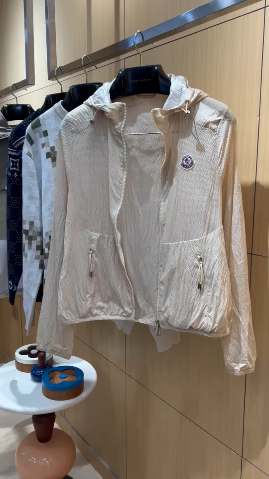 Куртки И Пуховики Мужские Moncler 17480515