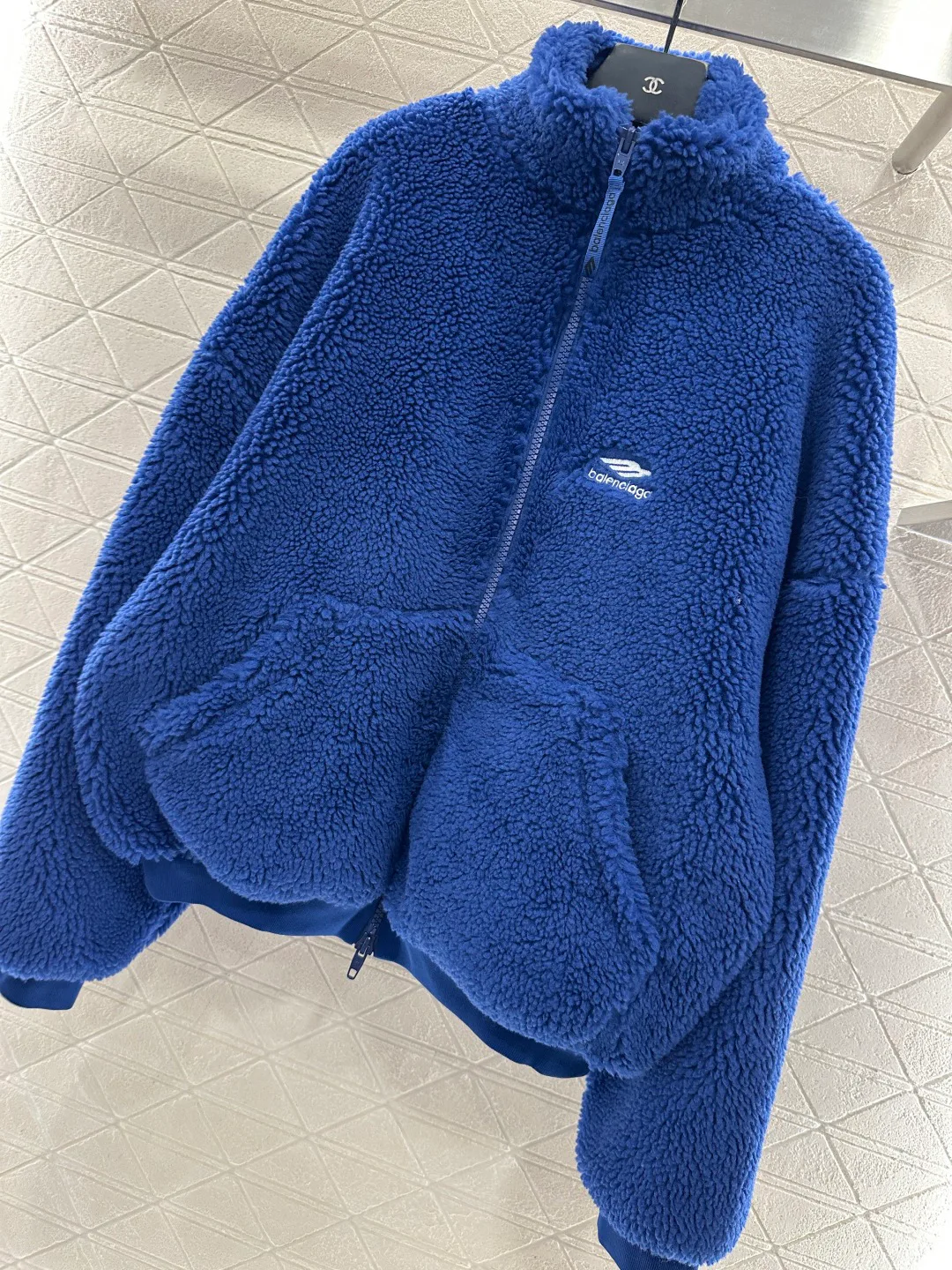 Куртки И Пуховики Женские Balenciaga 603057