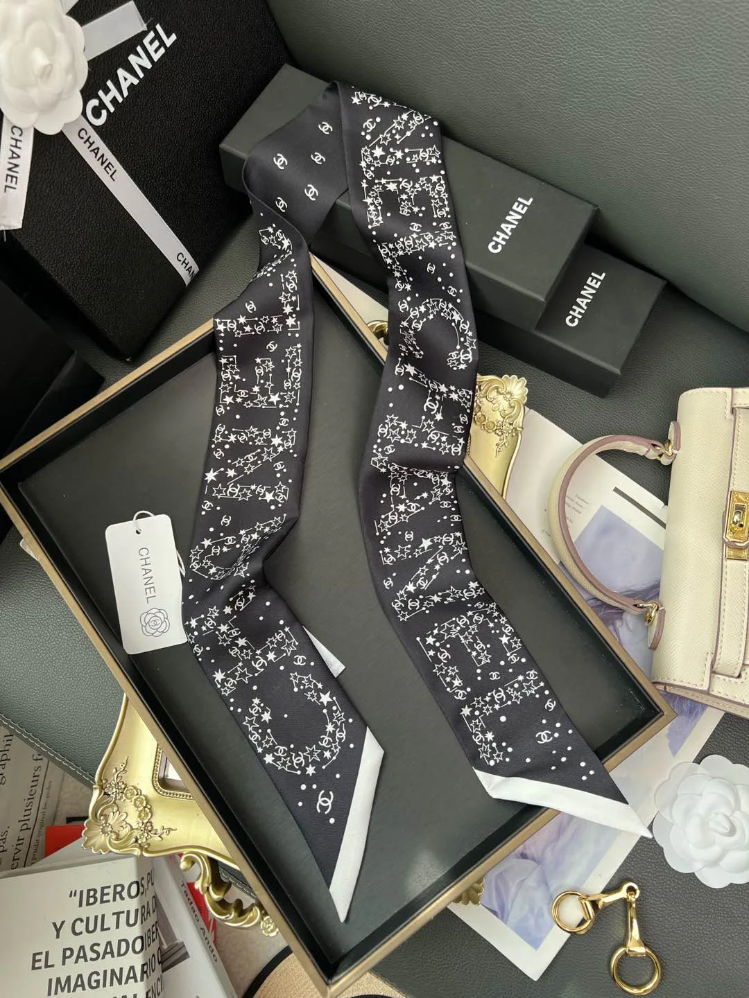 Платки Chanel 18675565