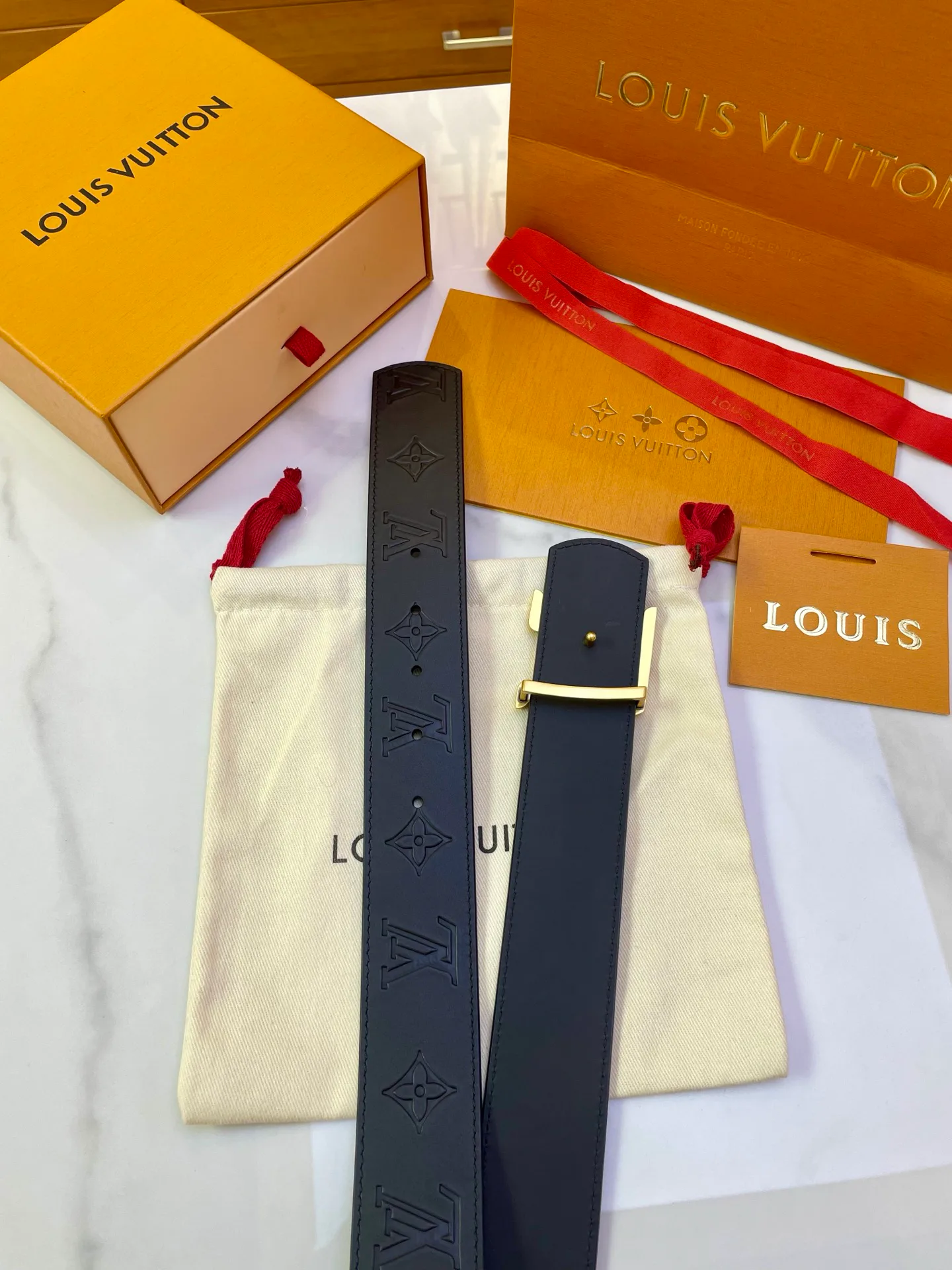 Ремни Louis Vuitton 11406614