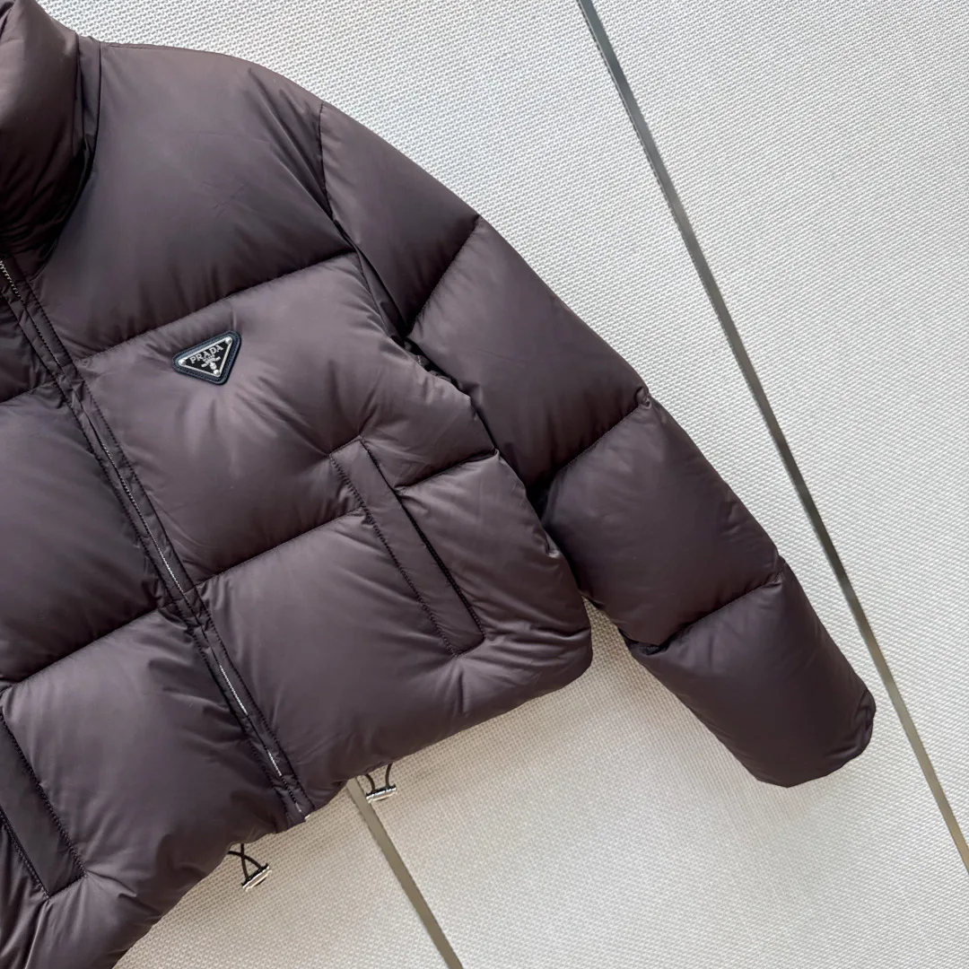 Куртки И Пуховики Женские Prada 18328141