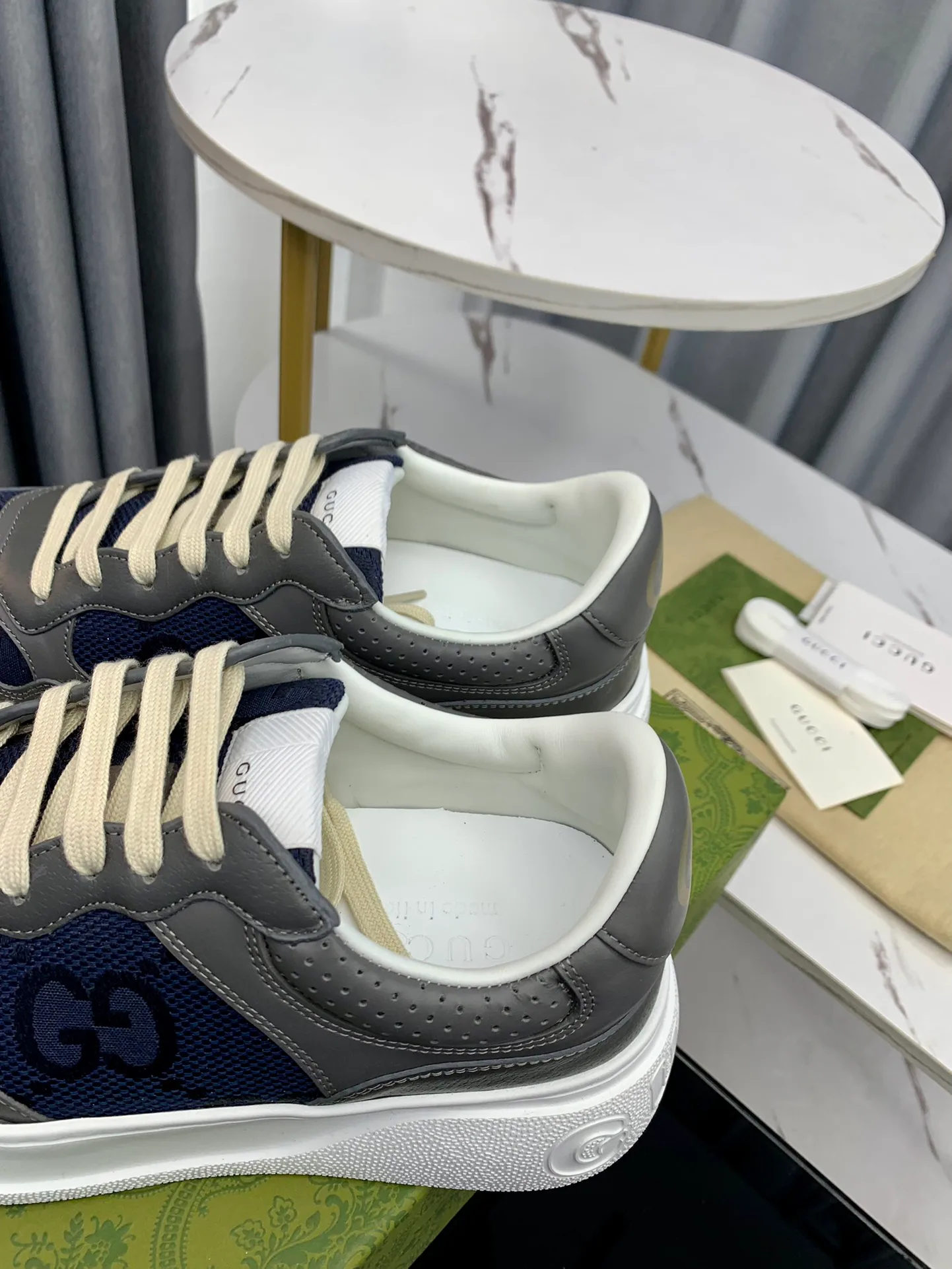 Кроссовки Женские Gucci 12227966