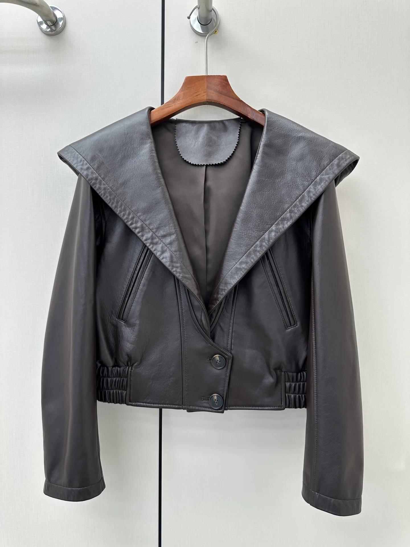 Кожаные Куртки И Дублёнки Женские Saint Laurent 18172807