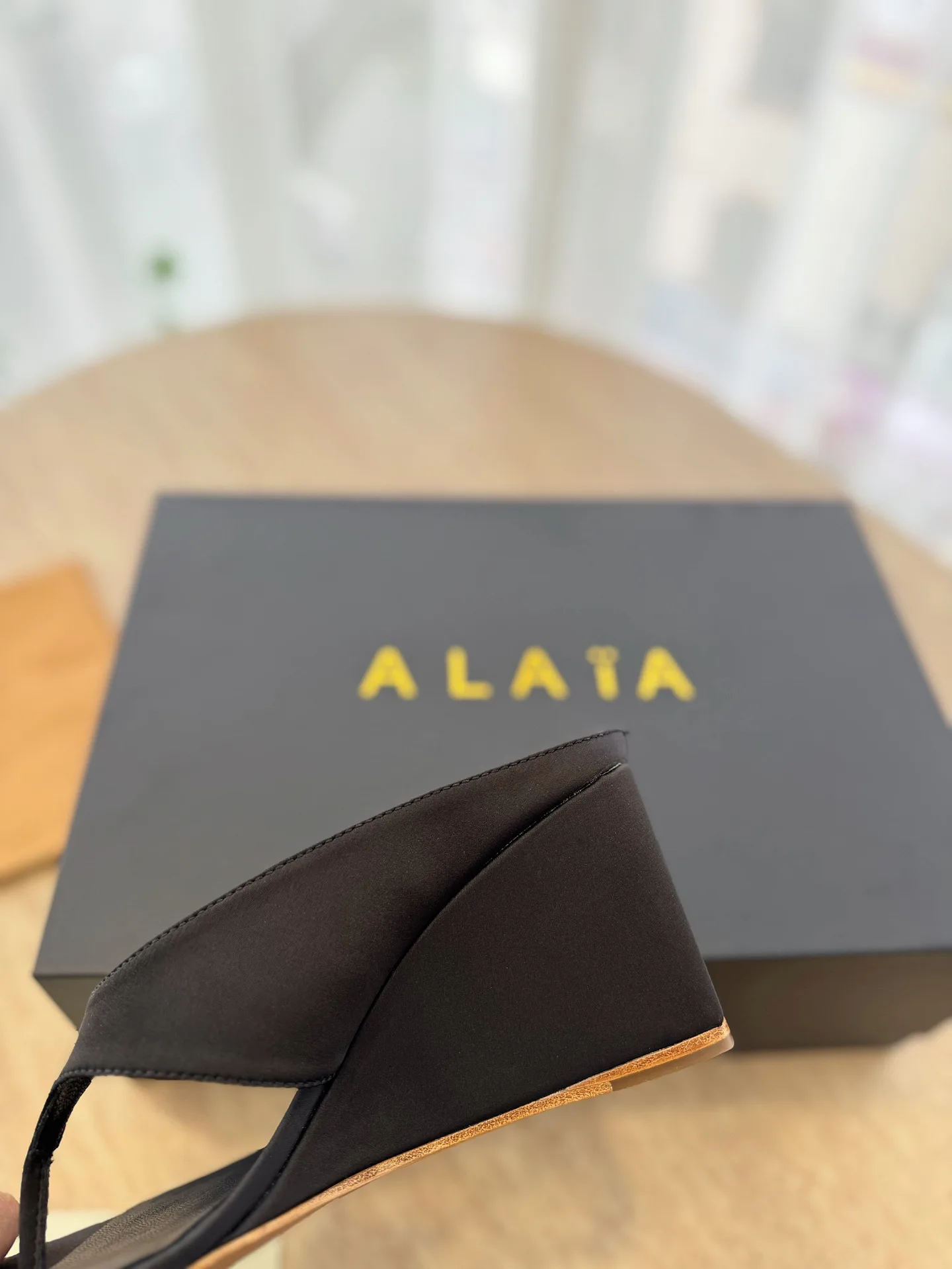 Босоножки Женские Alaia 26379