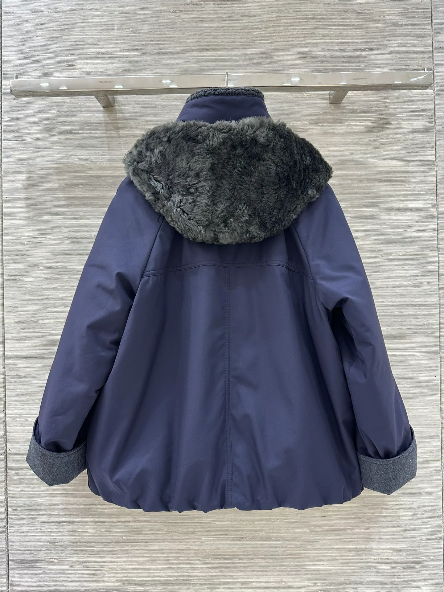 Куртки И Пуховики Женские Brunello Cucinelli 19035299