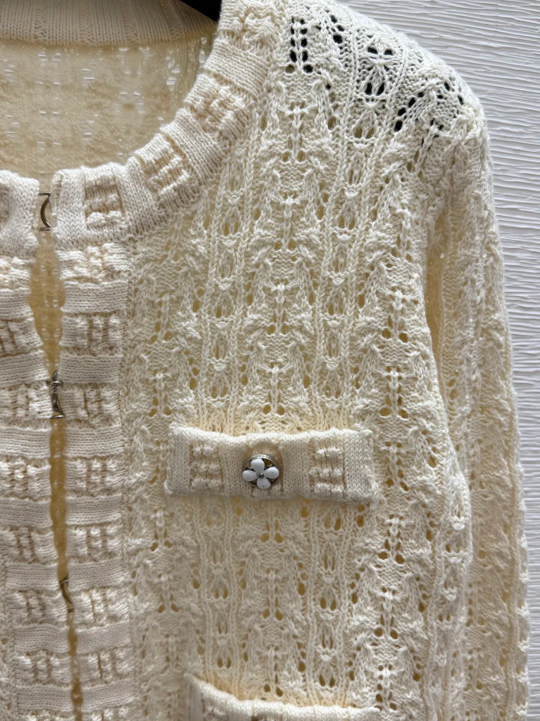 Джемперы И Свитеры Женские Chanel 19496587