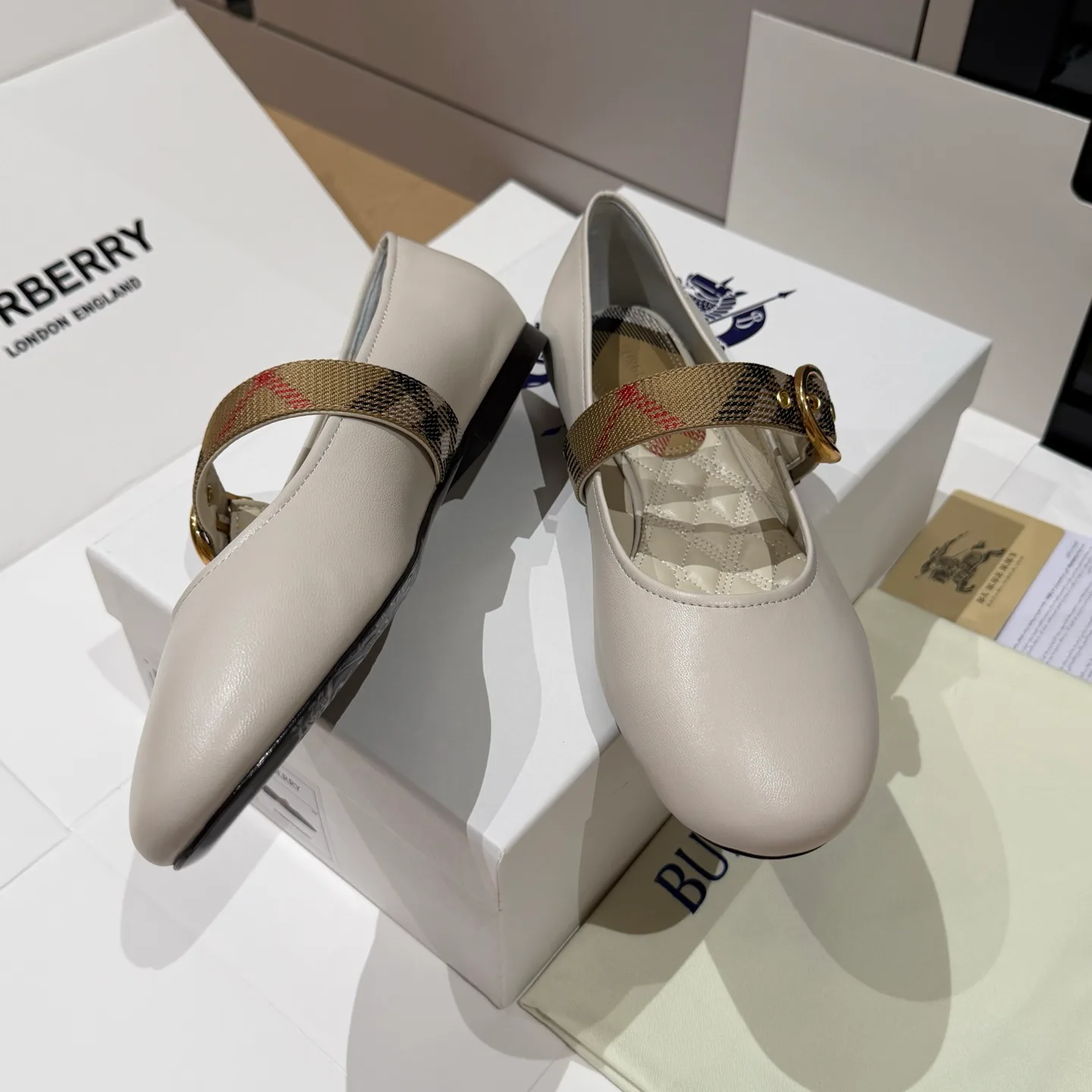 Балетки Женские Burberry 19333956