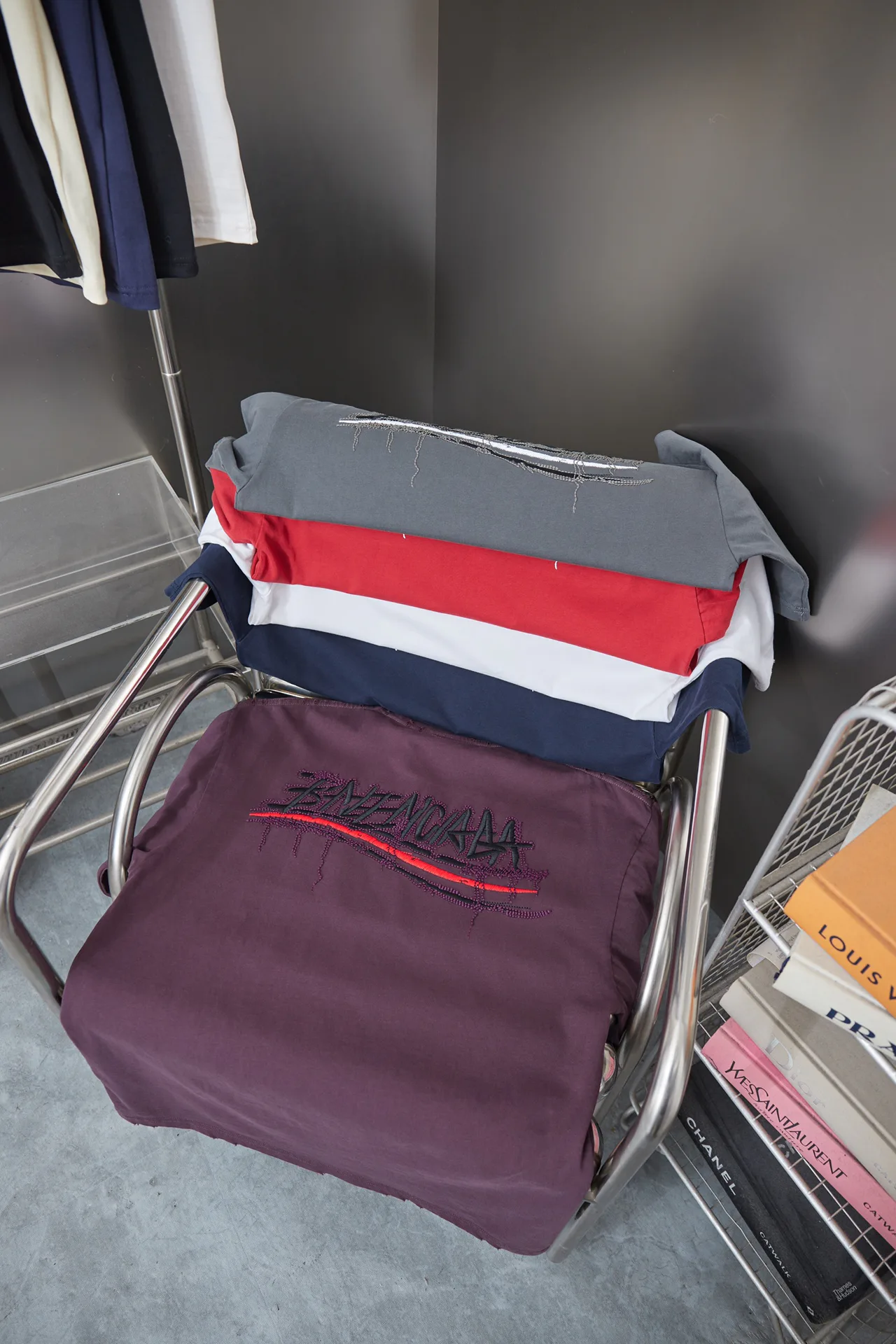 Футболки Женские Balenciaga 5431072