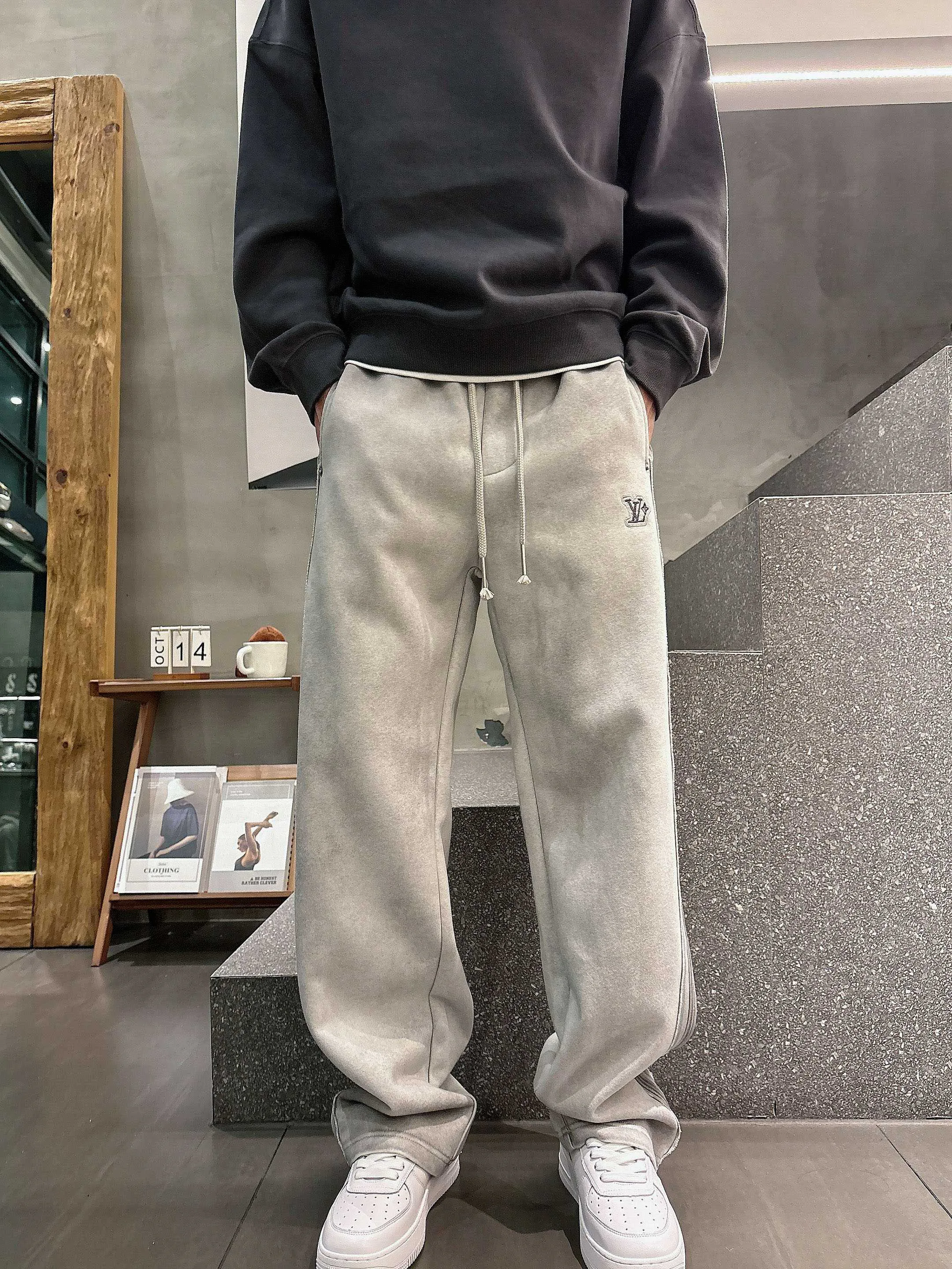 Брюки Мужские Louis Vuitton 927672