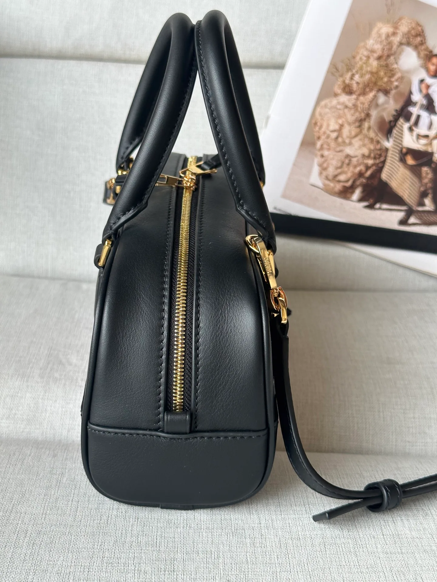 Классические Сумки Женские Loewe 1101941