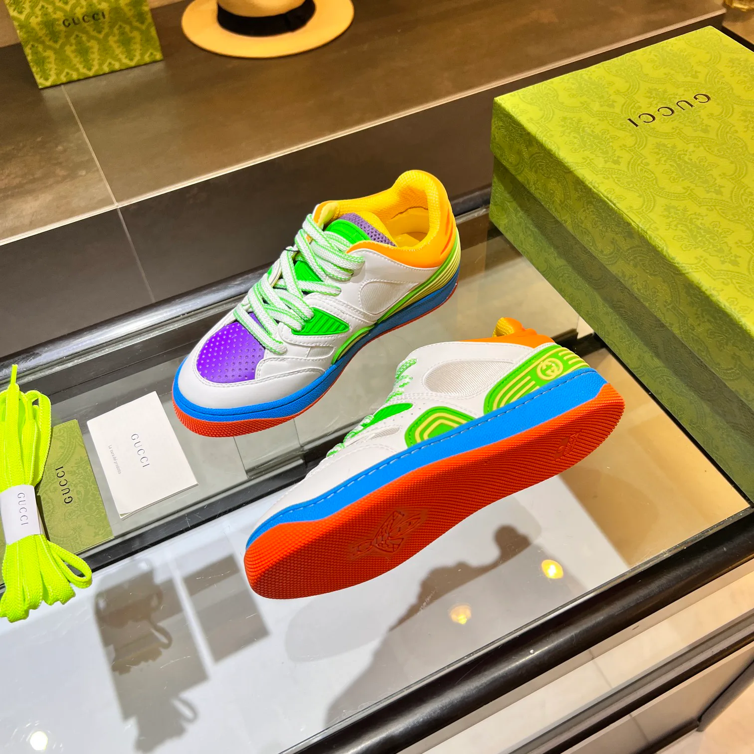 Кроссовки Женские Gucci 24845