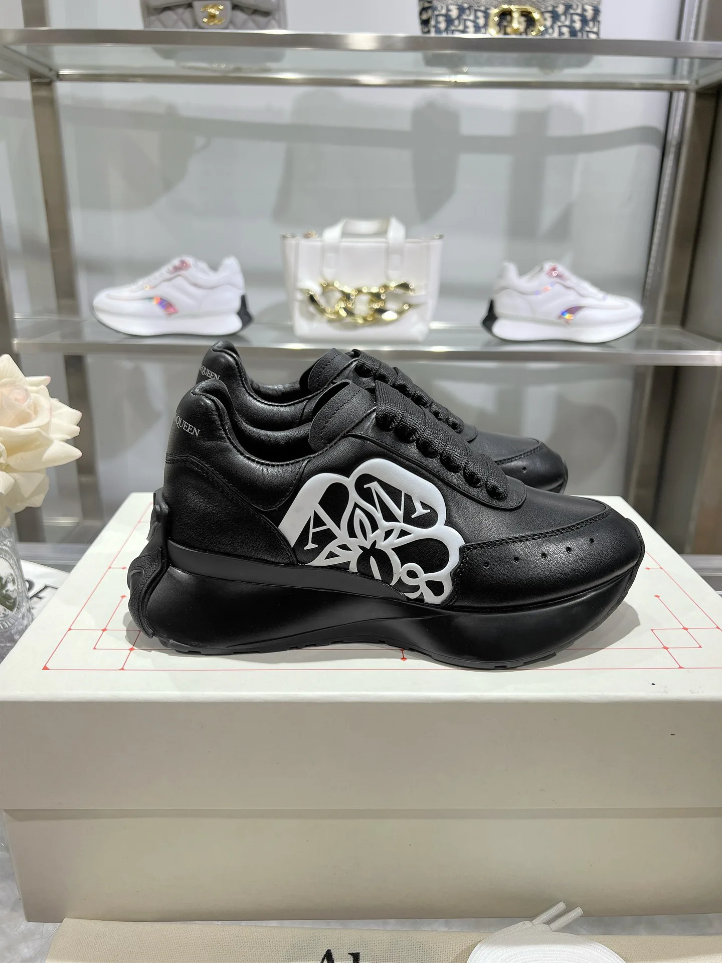 Кроссовки Женские Alexander Mcqueen 18011207